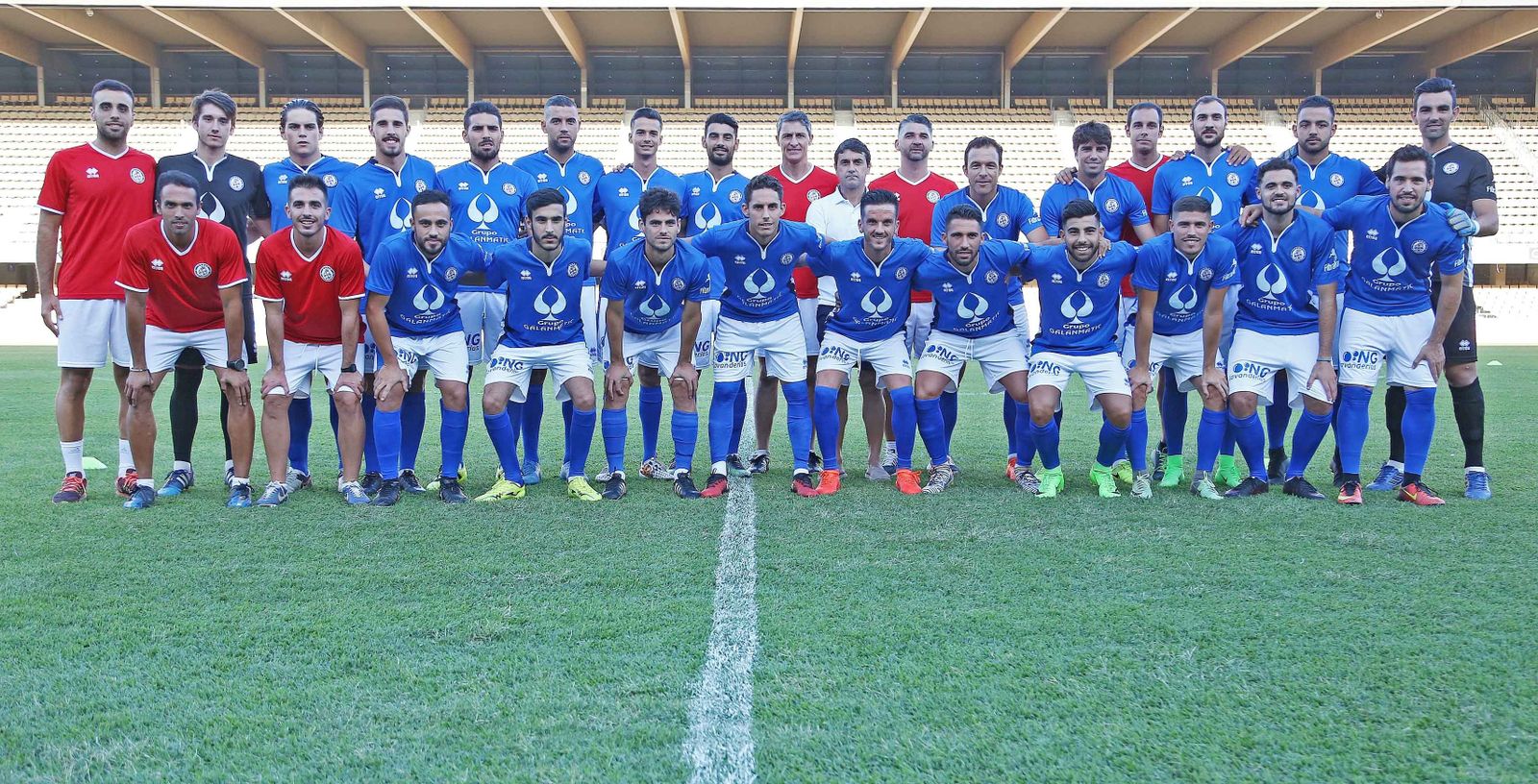 Plantilla del Xerez Deportivo FC 17/18 el día de su presentación en Chapín.