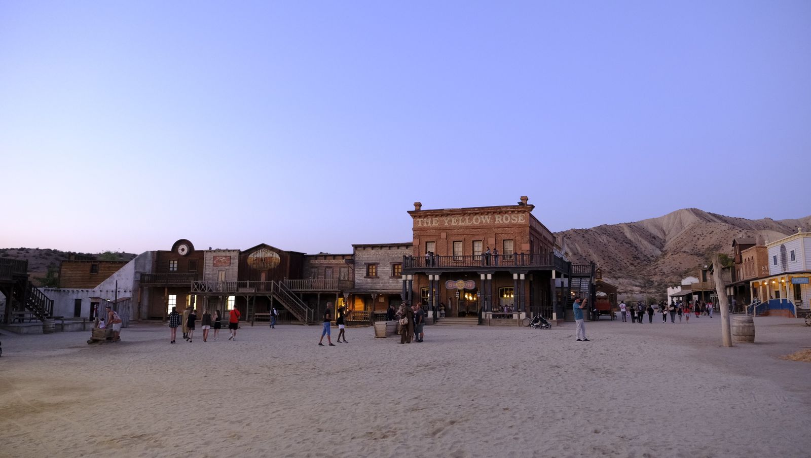 Imágenes de la inauguración del Almería Western Film Festival, en Tabernas