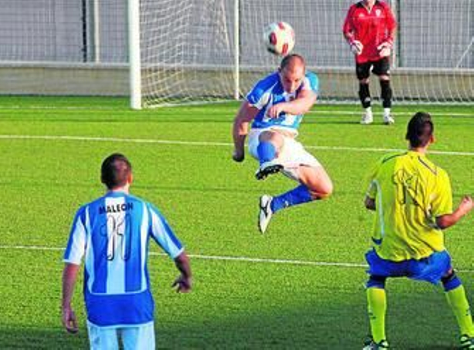 El Iliplense, durante un encuentro reciente frente al Moguer.