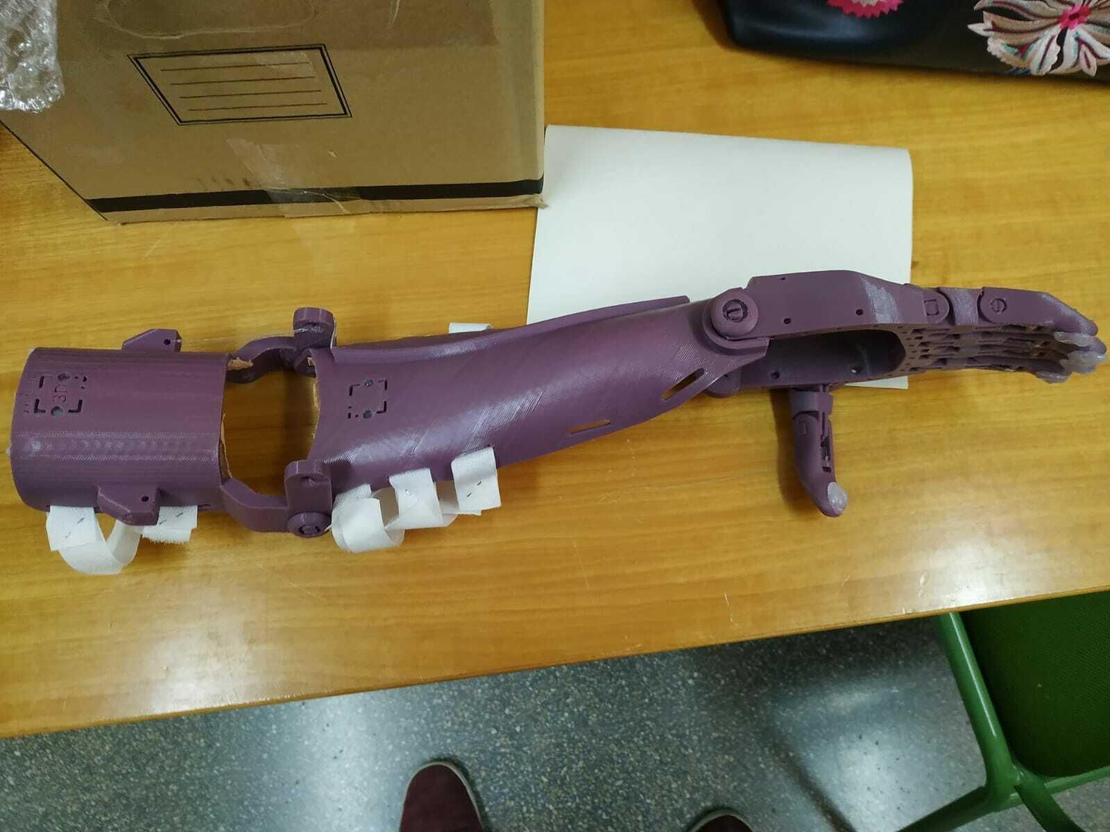 Fotogalería del proceso de elaboración del brazo mecánico