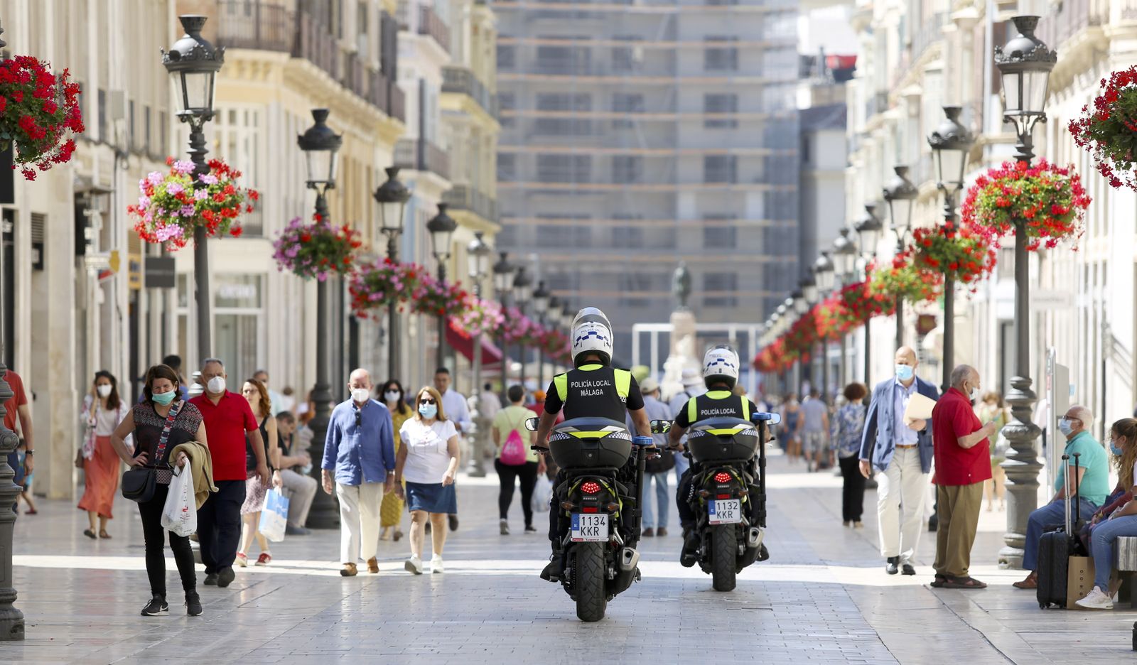 Las fotos del centro de Málaga, de vuelta a la vida con la desescalada