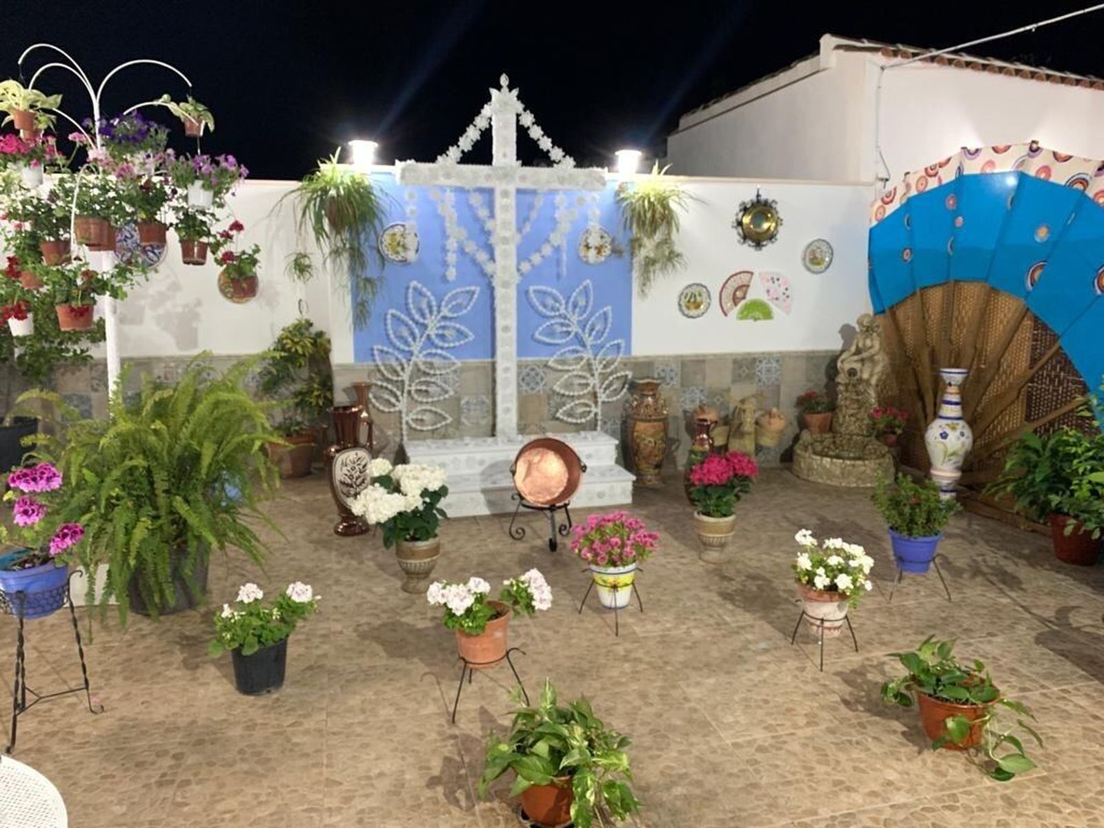 Un recorrido en fotografías por las Cruces de Mayo de los pueblos de Córdoba