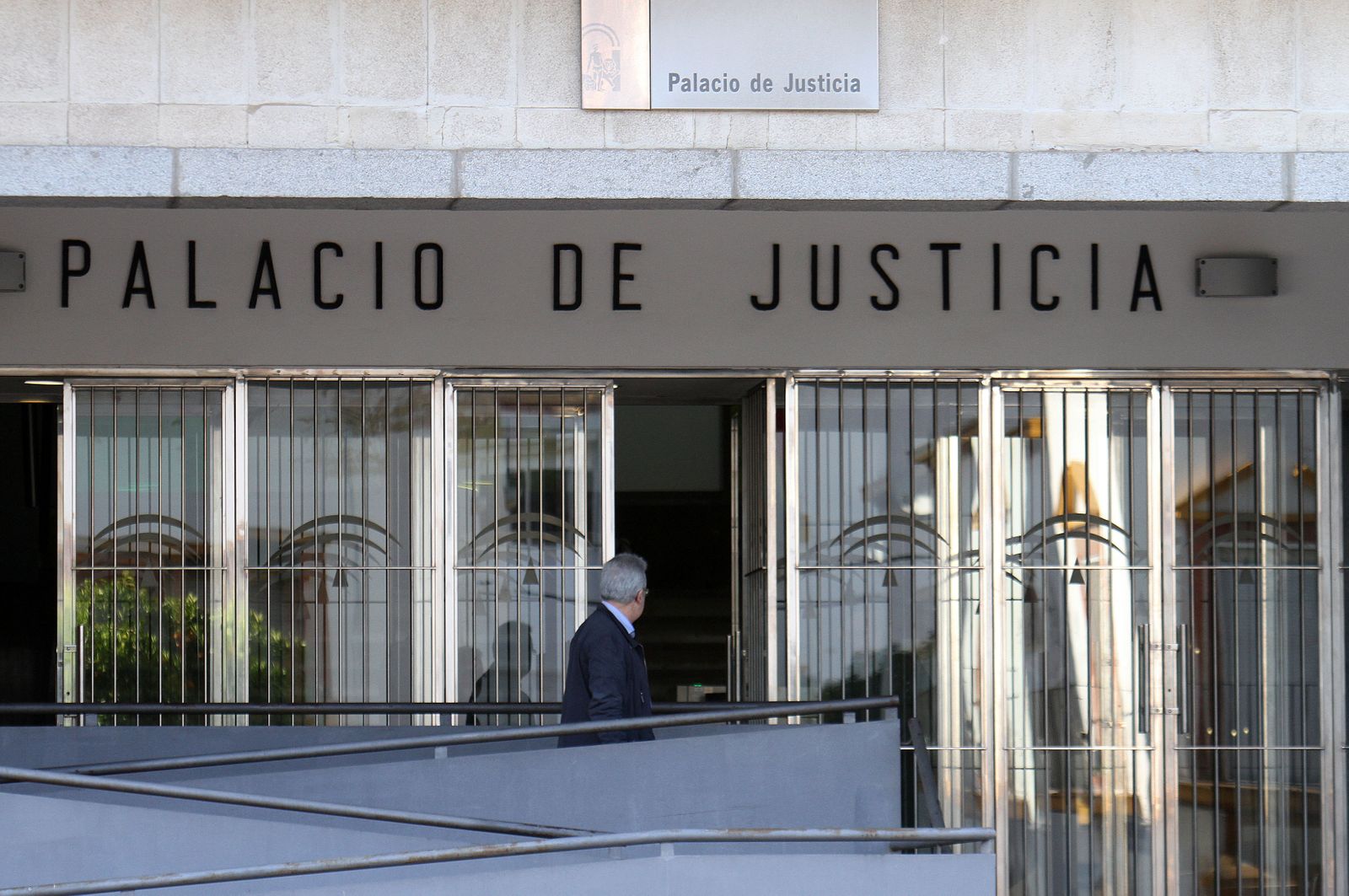 Los cuatro detenidos por los tiroteos de la barriada de El Torrejón pasan a disposición judicial