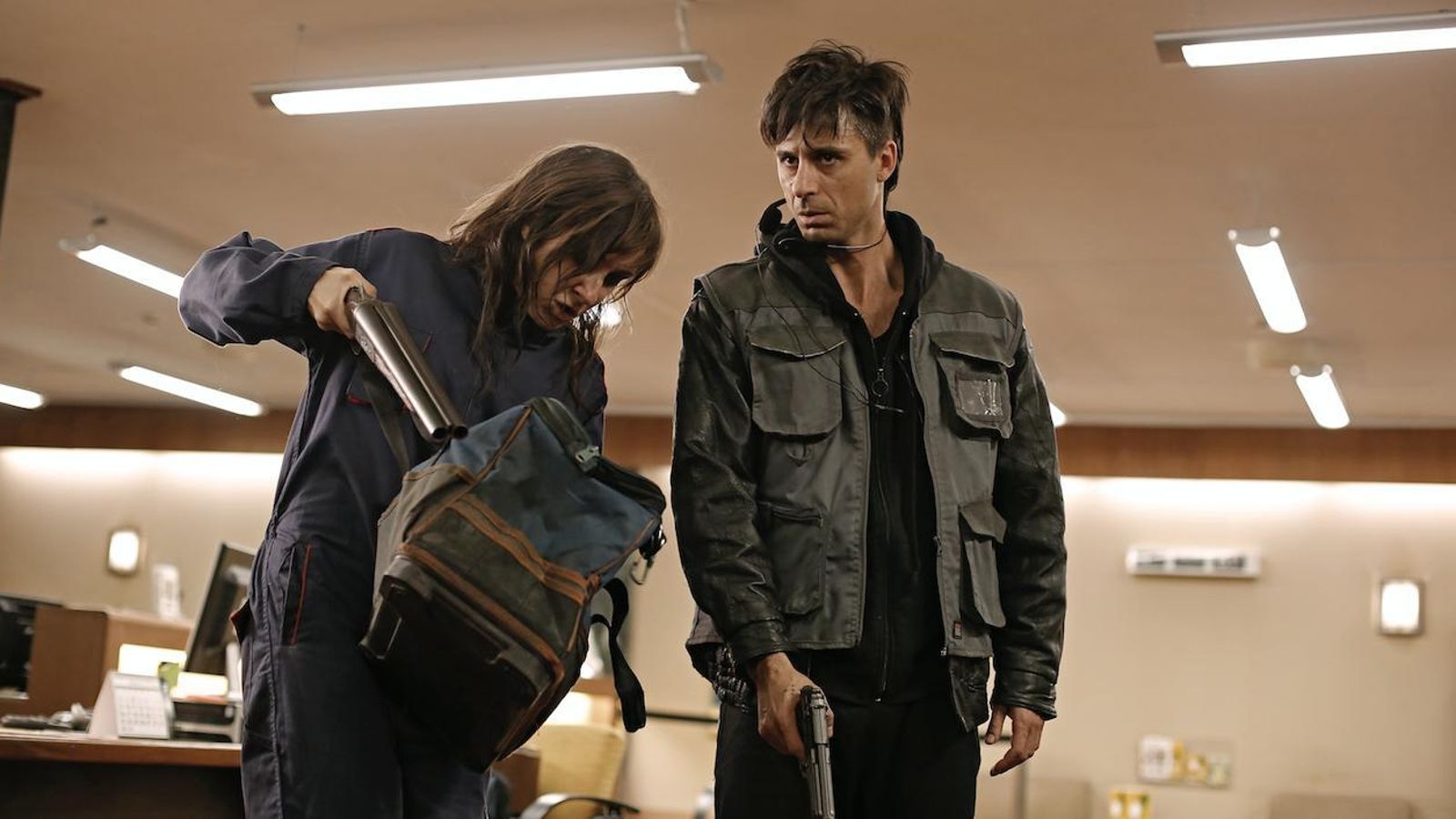 Nathalie Poza y Hugo Silva en una imagen de '70 Binladens', de Koldo Serra.