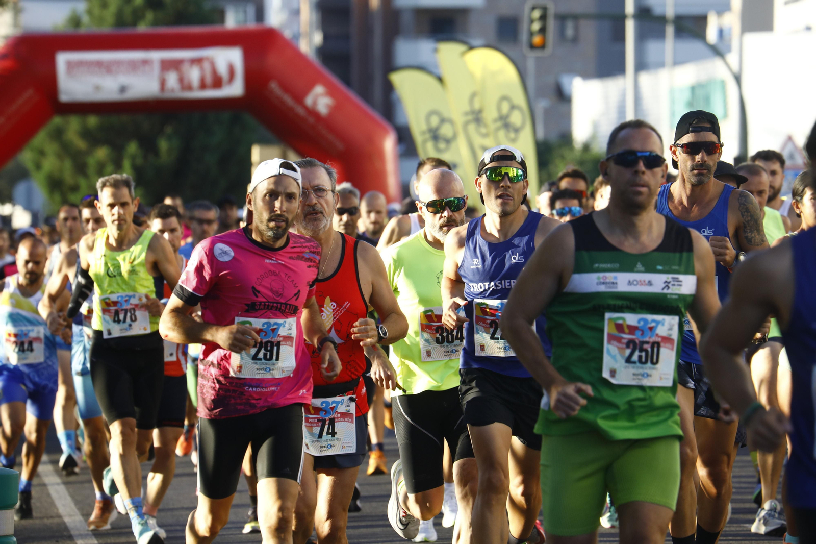 La XXXVII Media Maratón Córdoba-Almodóvar del Río, en imágenes