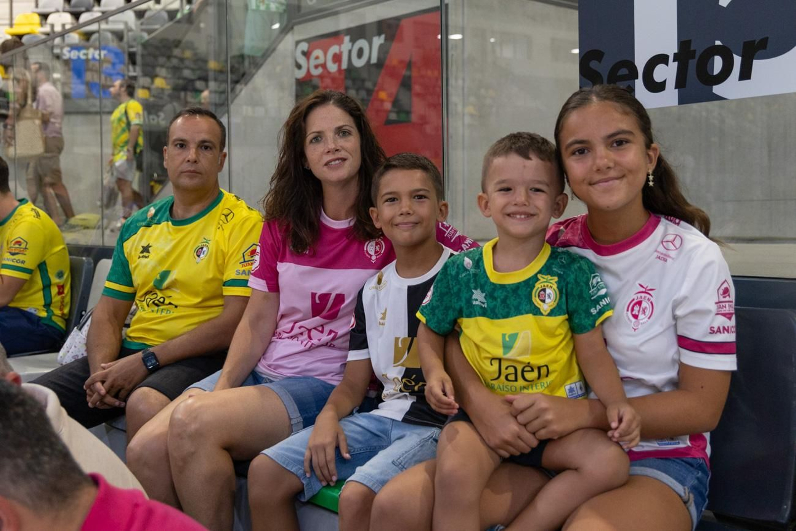 Las mejores fotos del XIV Trofeo del Olivo entre Jaén Paráiso Interior FS y Jimbee Cartagena