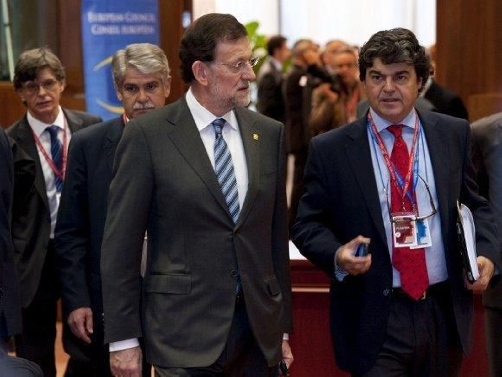 Moragas, junto a Rajoy. / EFE