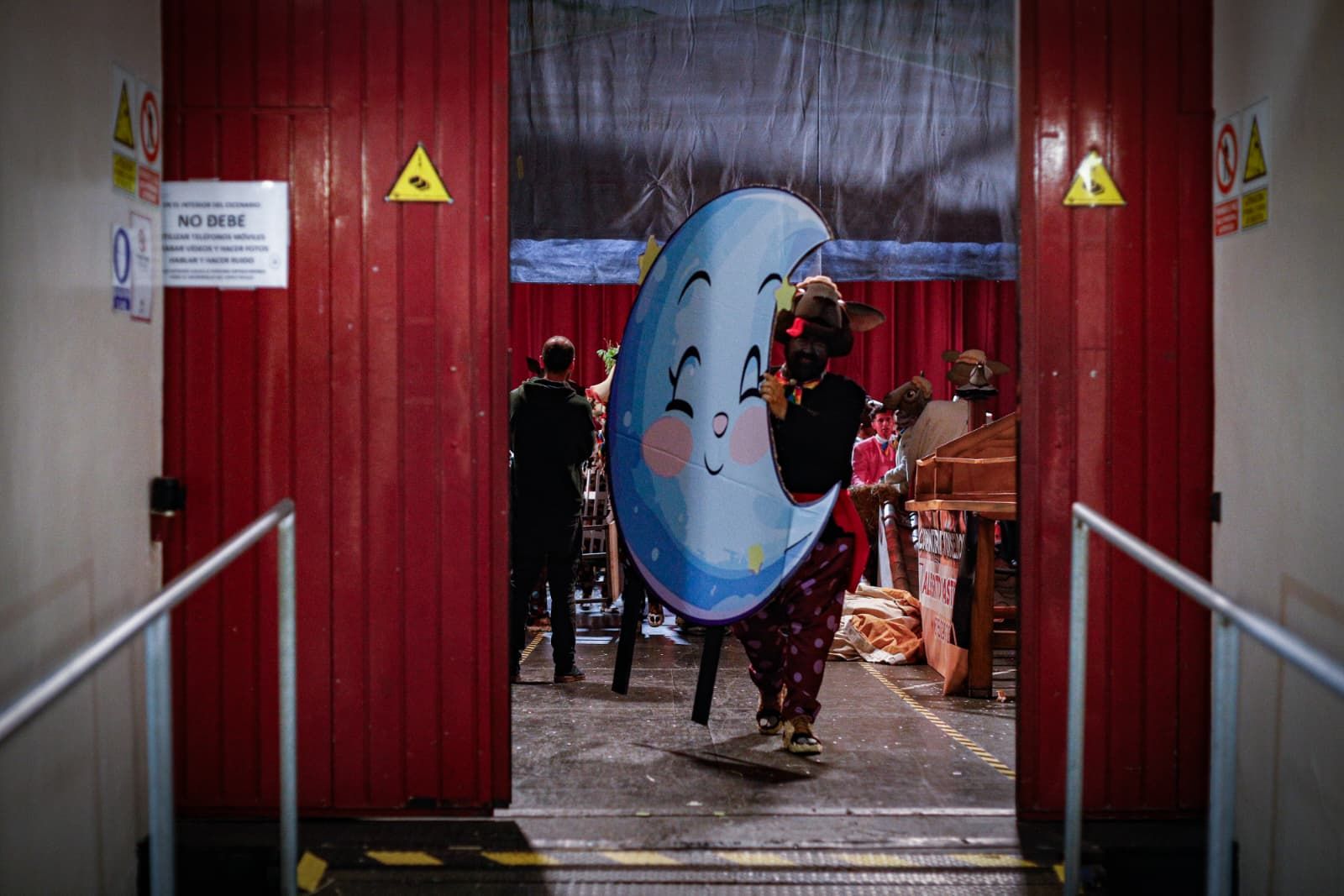 Búscate entre las mejores imágenes de la sexta sesión de cuartos de final del COAC 2026