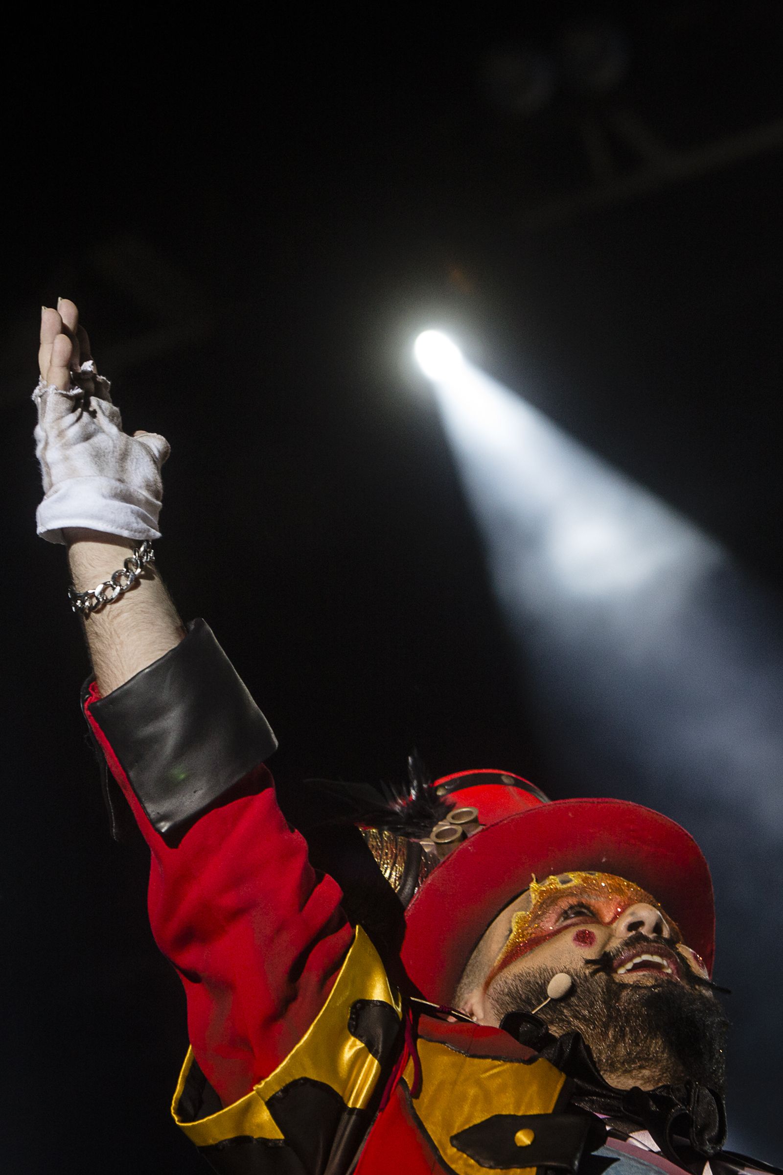 Las imágenes del pregón y la quema del Dios Momo