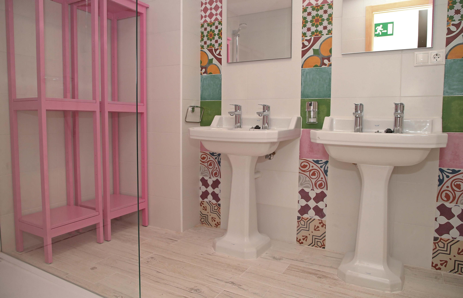 La inauguración de las nuevas viviendas tuteladas de Apadis, en imágenes