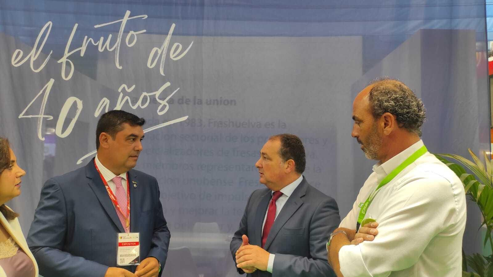 La presencia de Huelva en el primer día de Fruit Atracttion, en imágenes