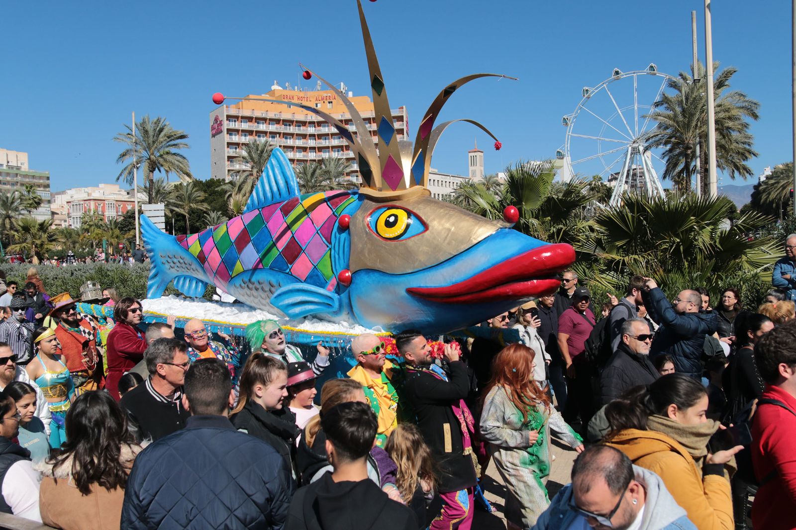 Las imágenes del Entierro de la Sardina de Almería