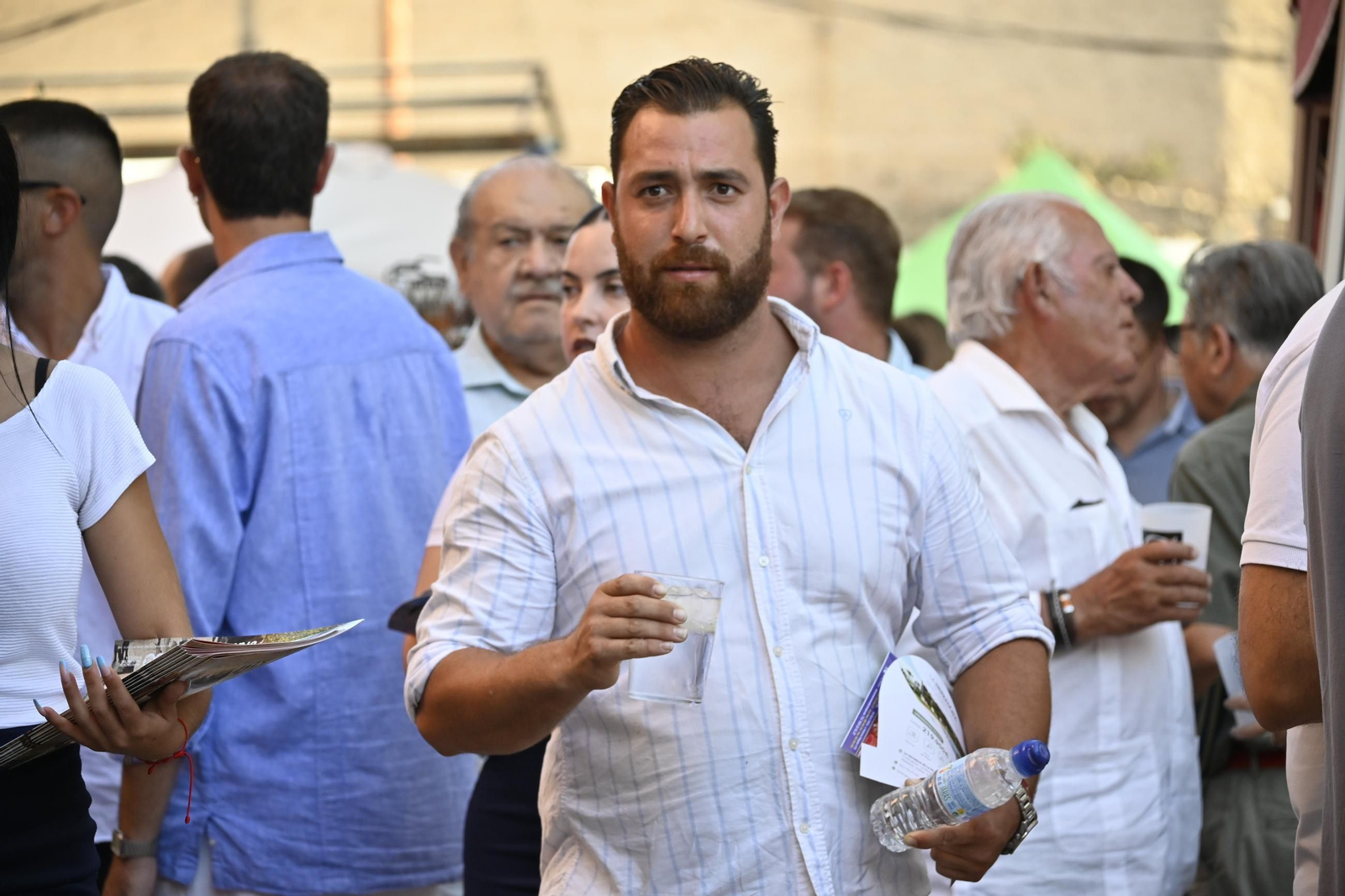 Imágenes de ambiente en el tercer día de toros en Huelva