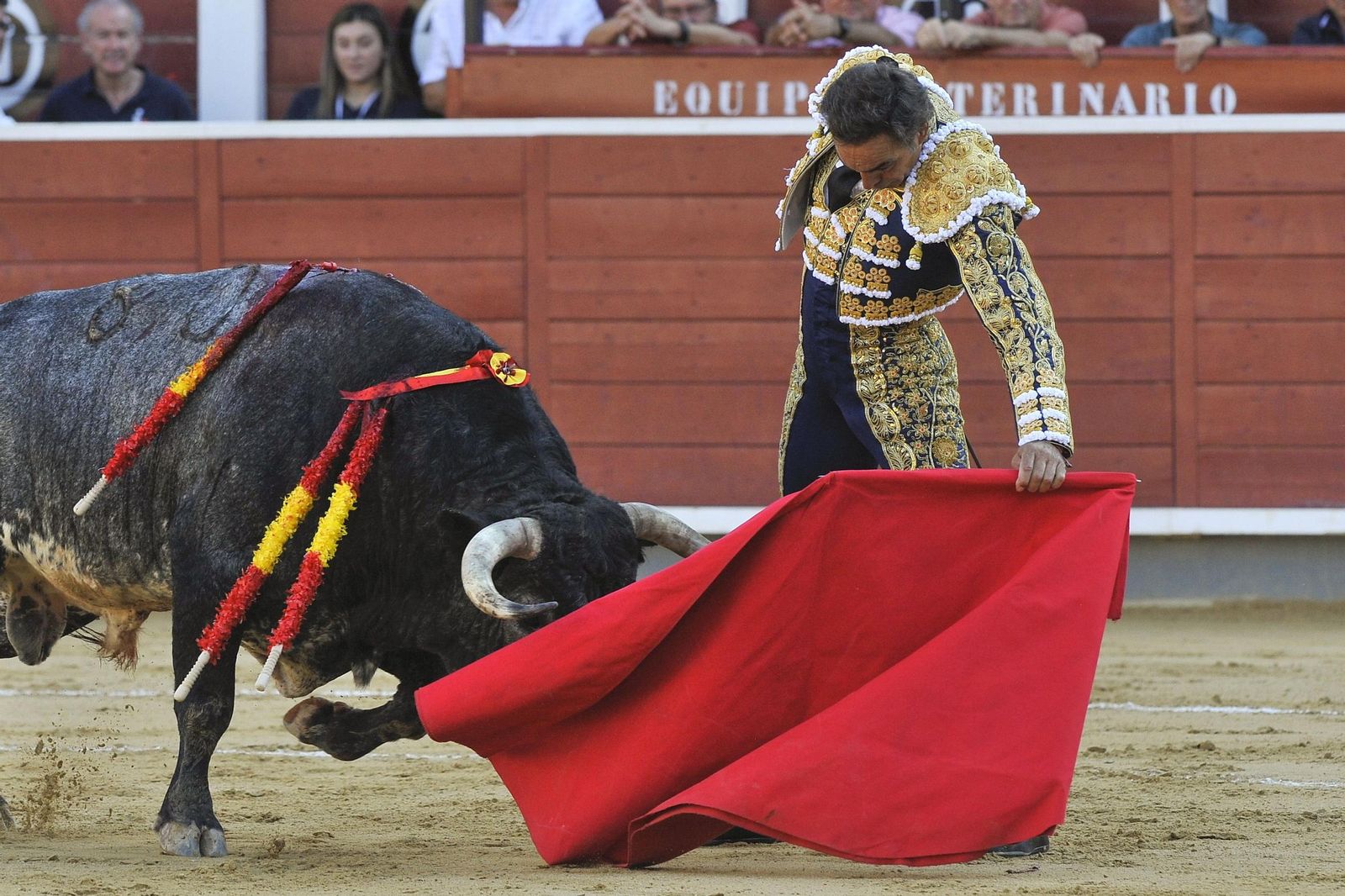 El Cid volvió a encontrar en el encaste Santacoloma-Buendía su mejor talismán.