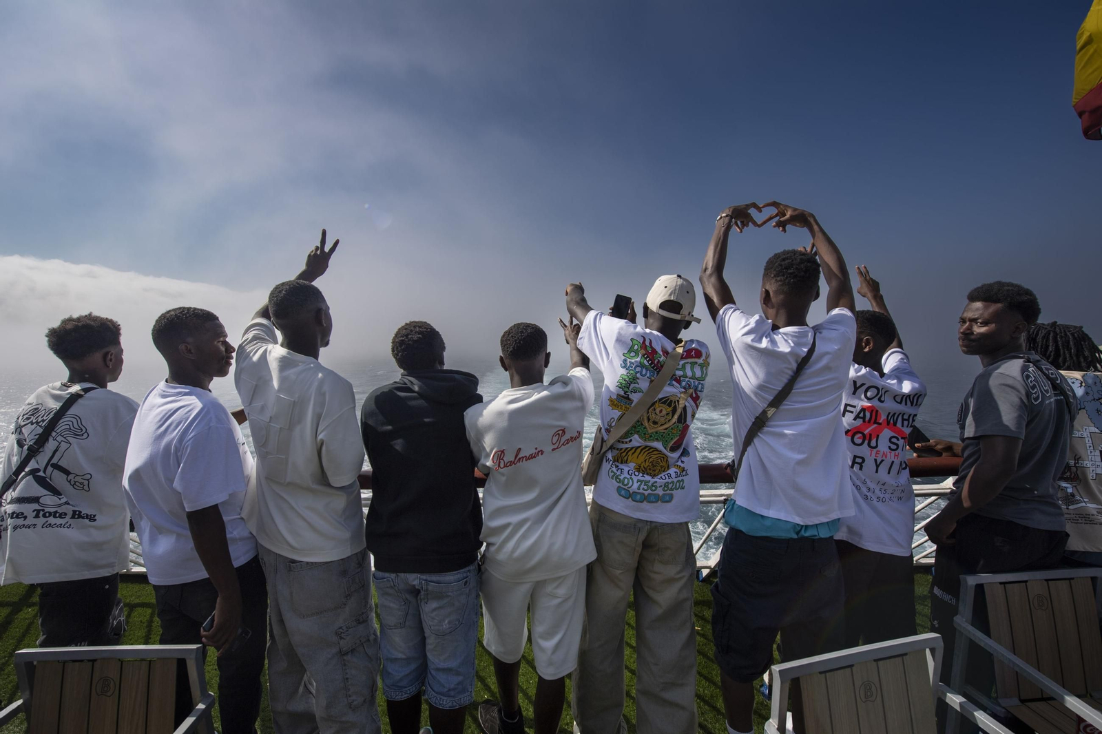 Migrantes trasladados desde Ceuta hasta Algeciras para ser reubicados