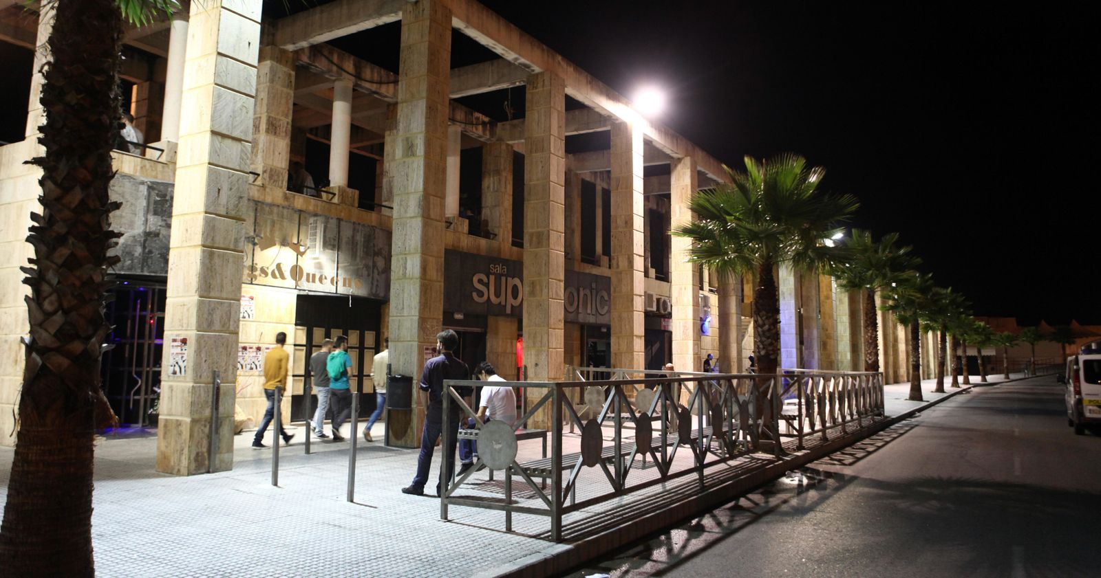 La noche en la Punta de San Felipe en Cádiz es uno de los escenarios que convoca la novela.