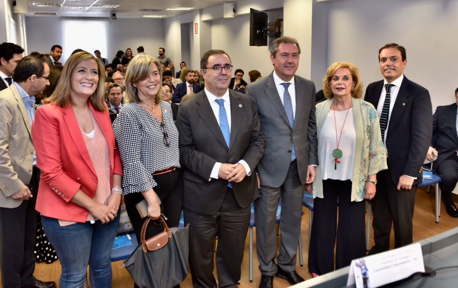 El alcalde y el rector durante la inauguración de la nueva sede de la Olavide.