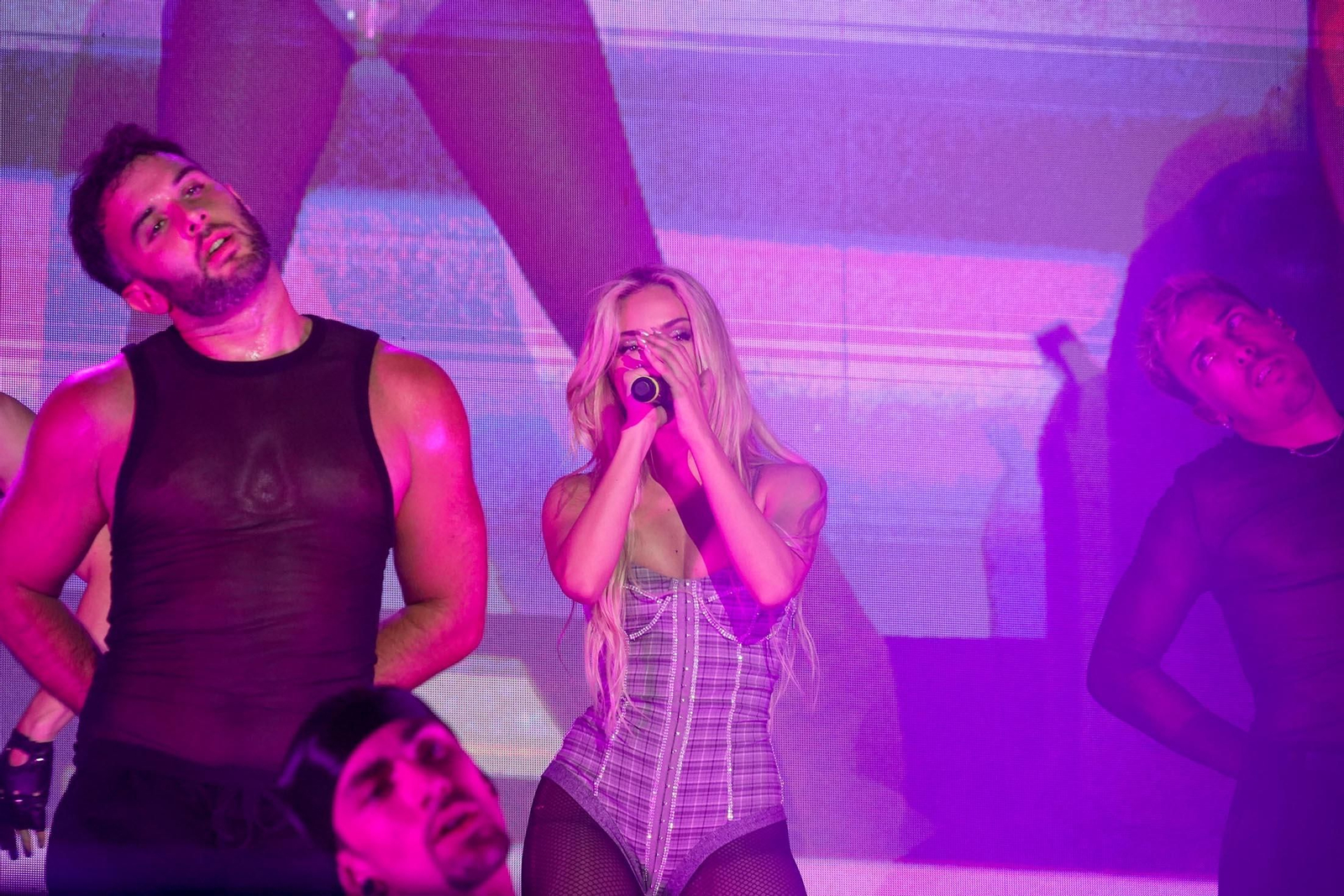 Las mejores imágenes del concierto de Ana Mena en Colombinas 2024