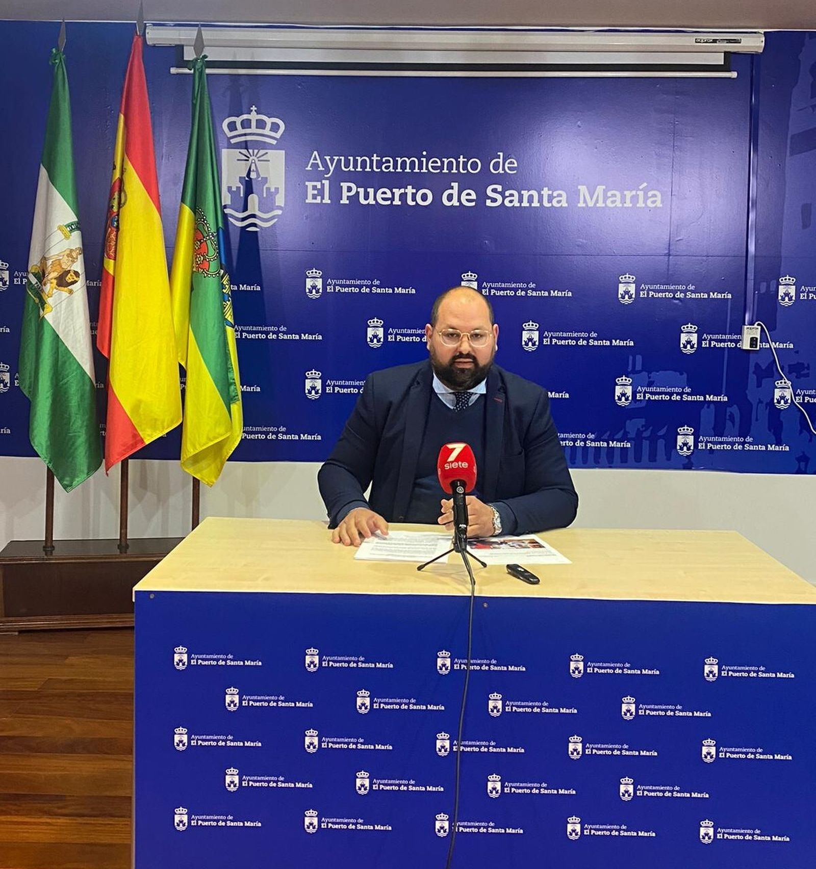 Archivada la denuncia de Facua contra Javier Bello.