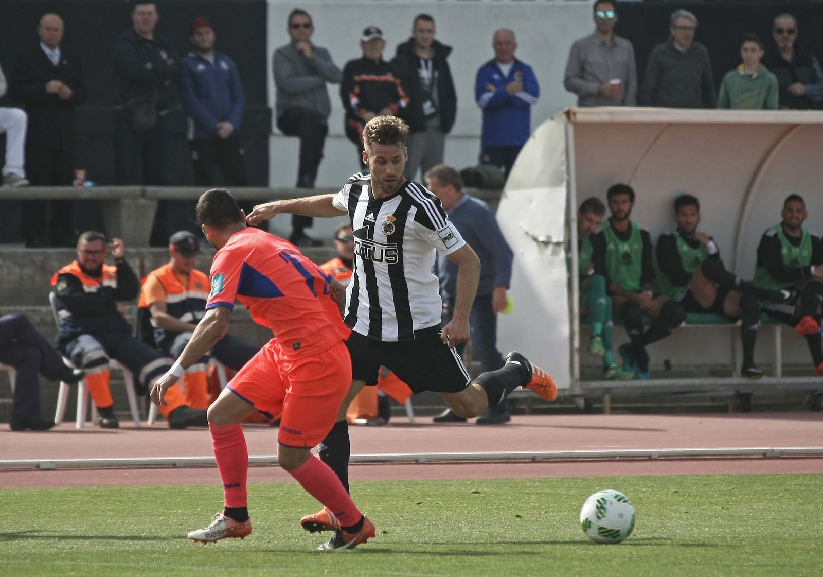 Las imágenes del Balona-Granada B