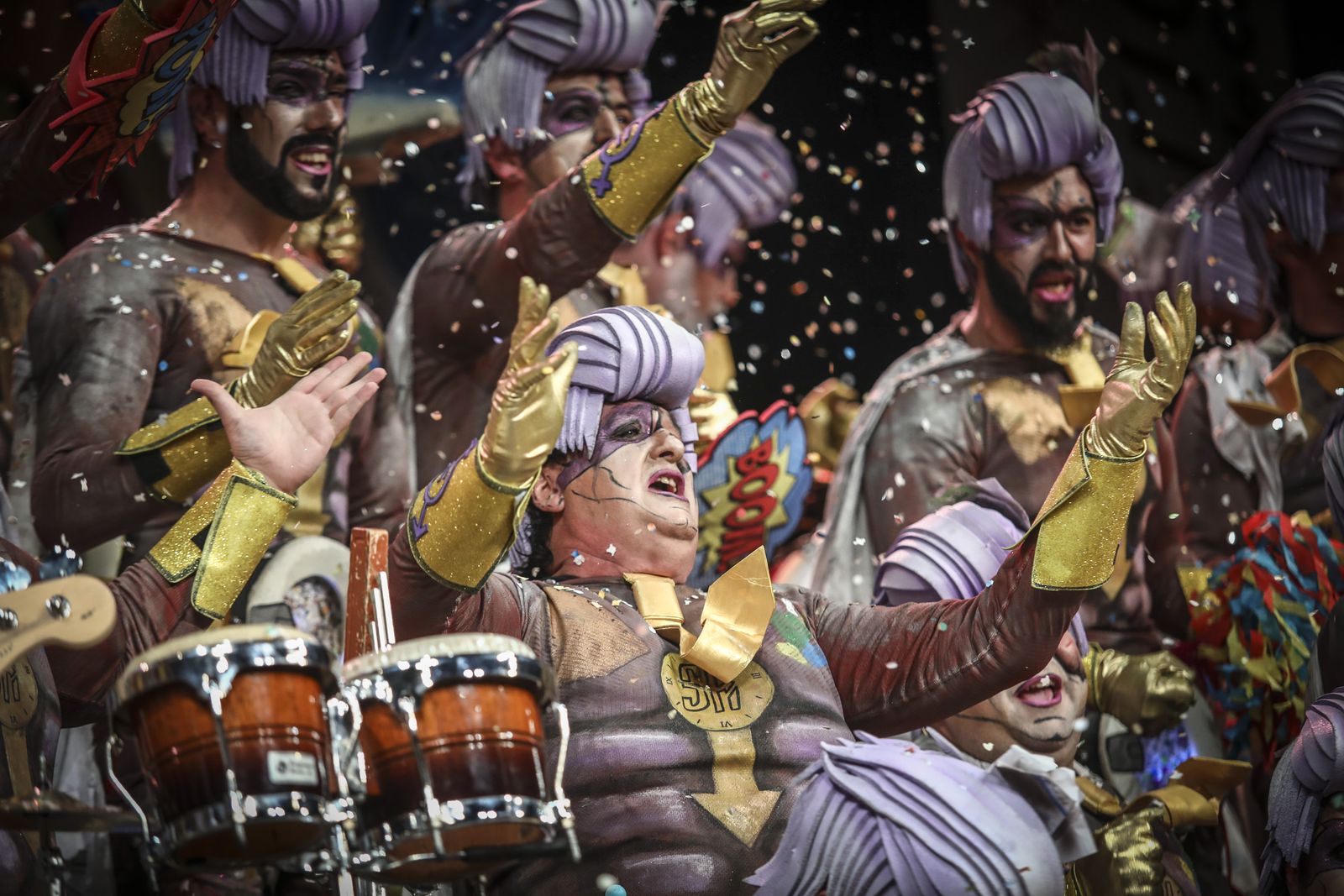 Coro Los superhombres