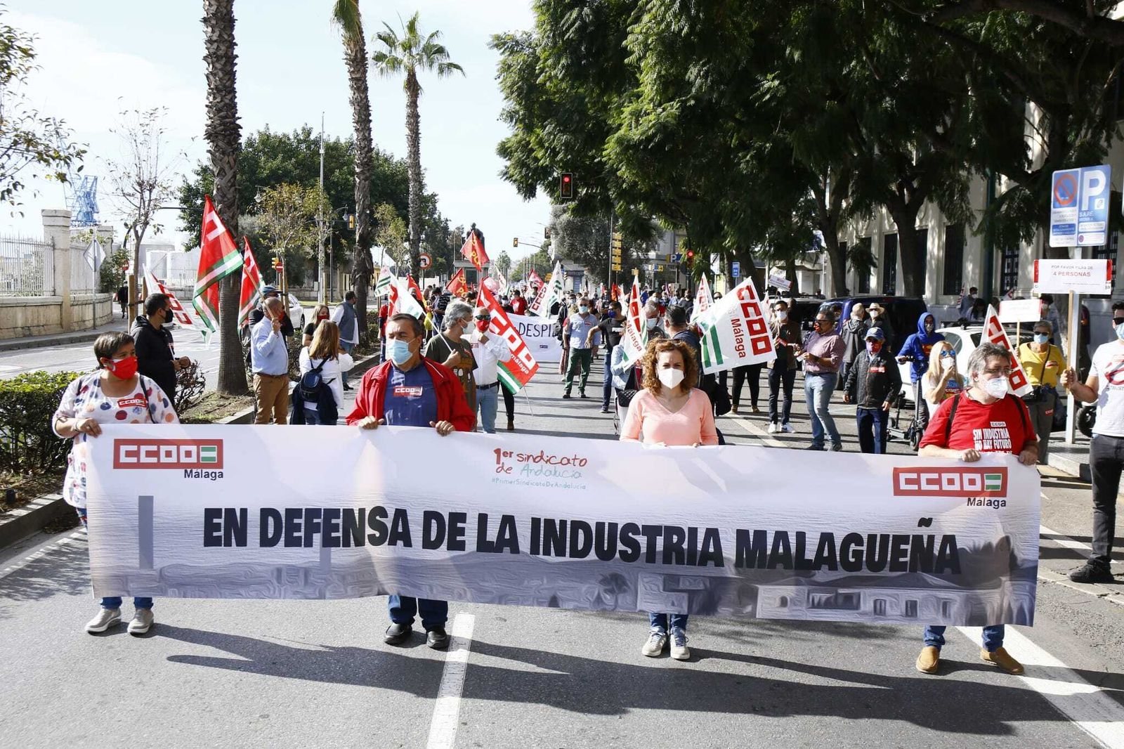 Fotos de la manifestación en Málaga en defensa de la industria local