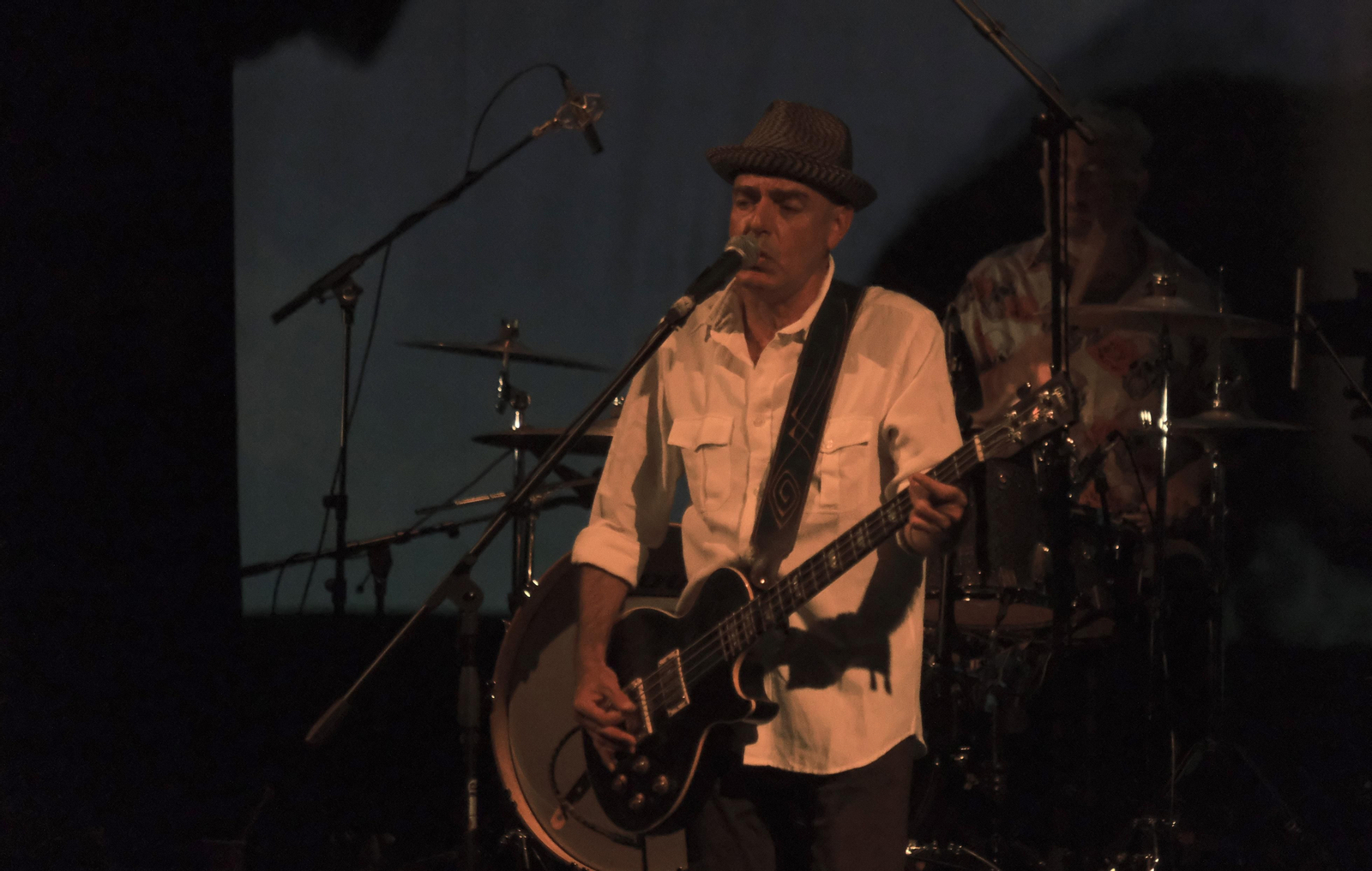 La actuación de Lagartija Nick en Cosmopoética, en imágenes.