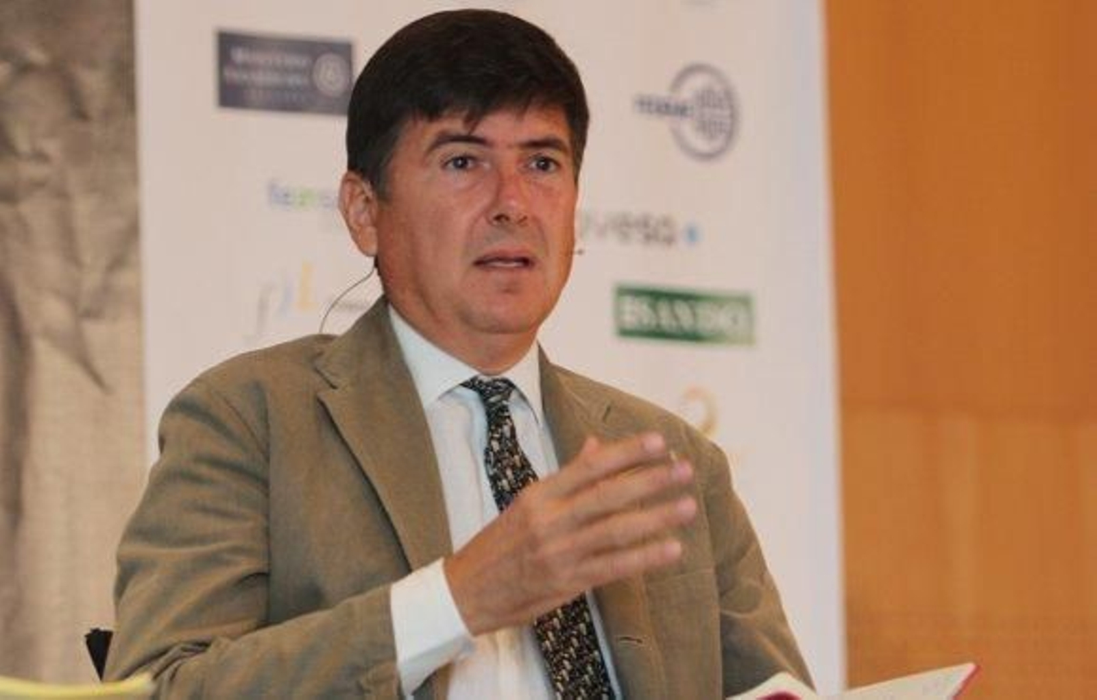 Anticorrupción pone en el punto de mira al ex ministro Manuel Pimentel