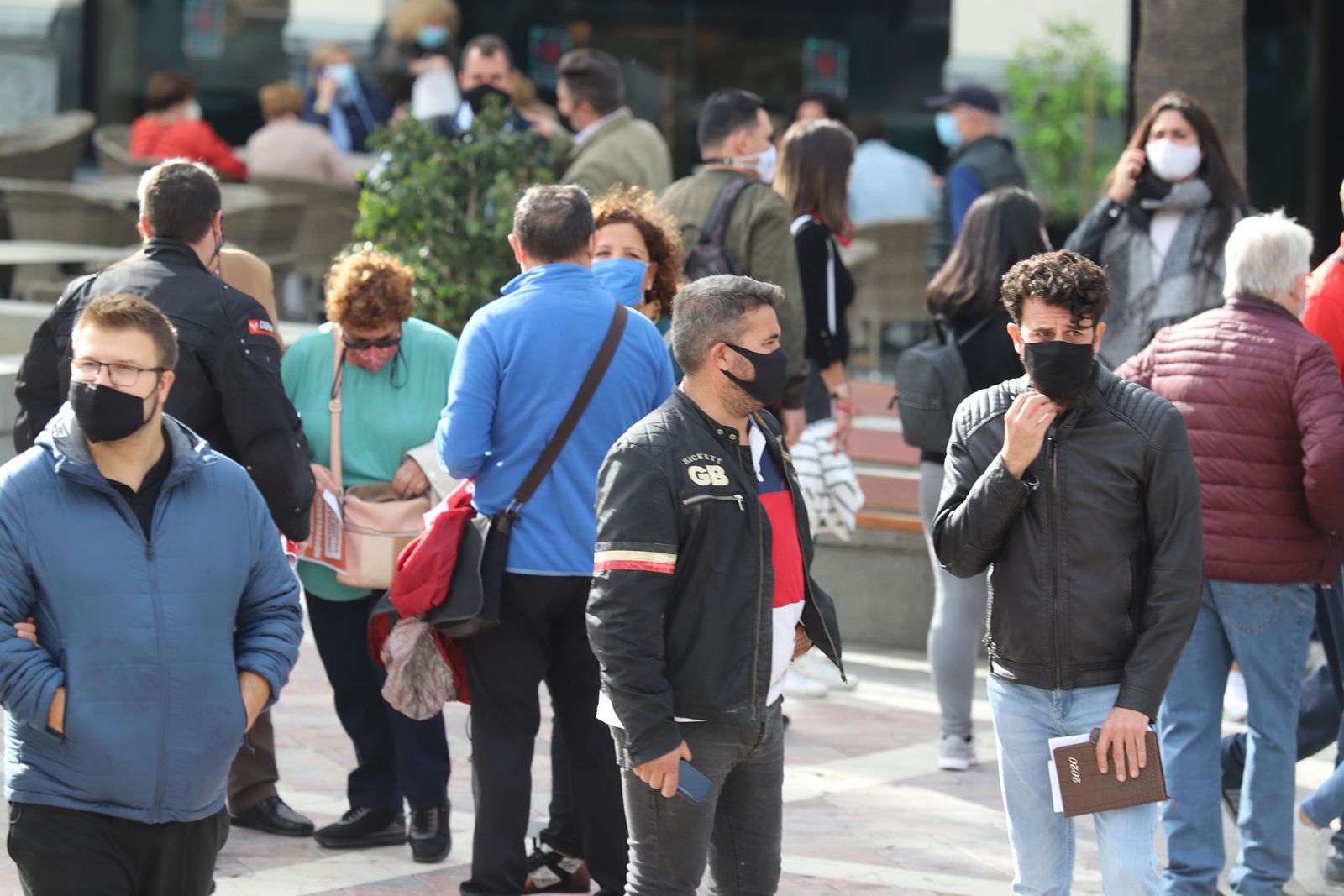 Imágenes de la concentración de los hosteleros de Huelva para reclamar ayudas.