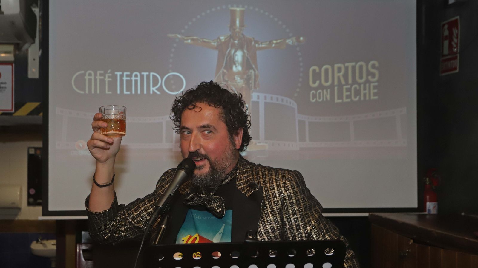 Fotos del X Festival Cortos con Leche en el Café Teatro