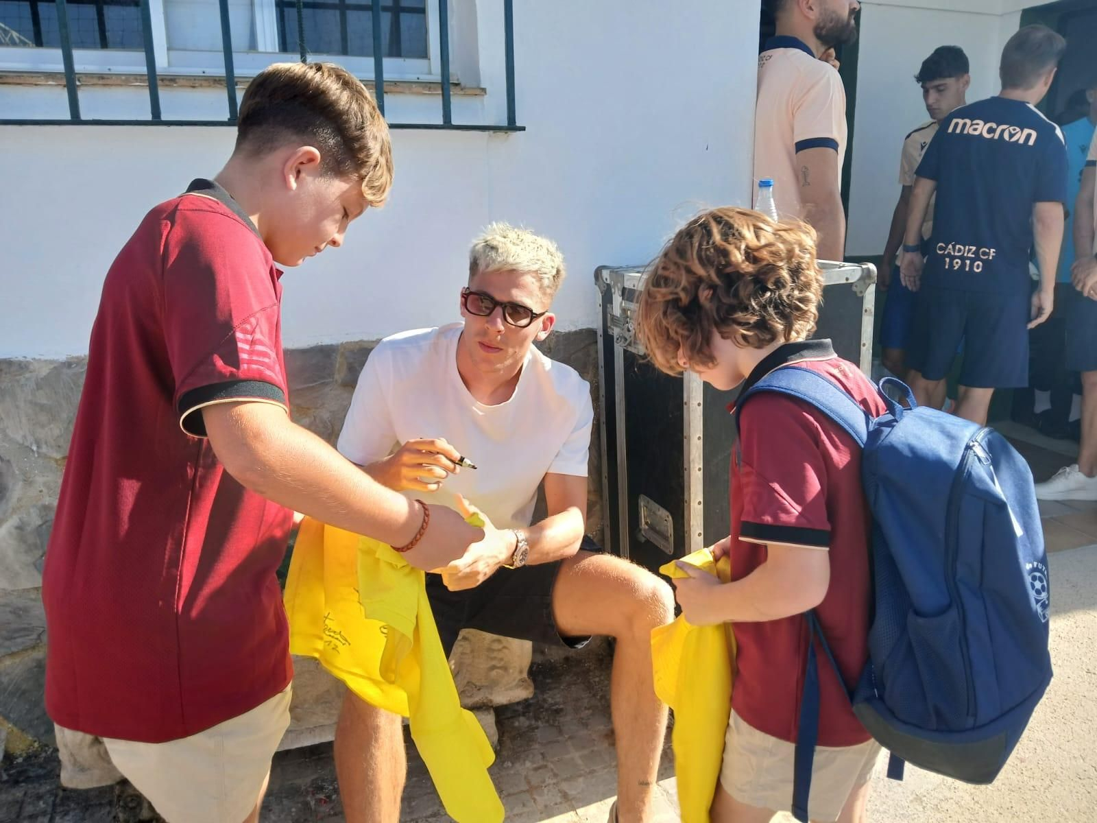 Las imágenes del amistoso entre el Barbate y el Cádiz CF