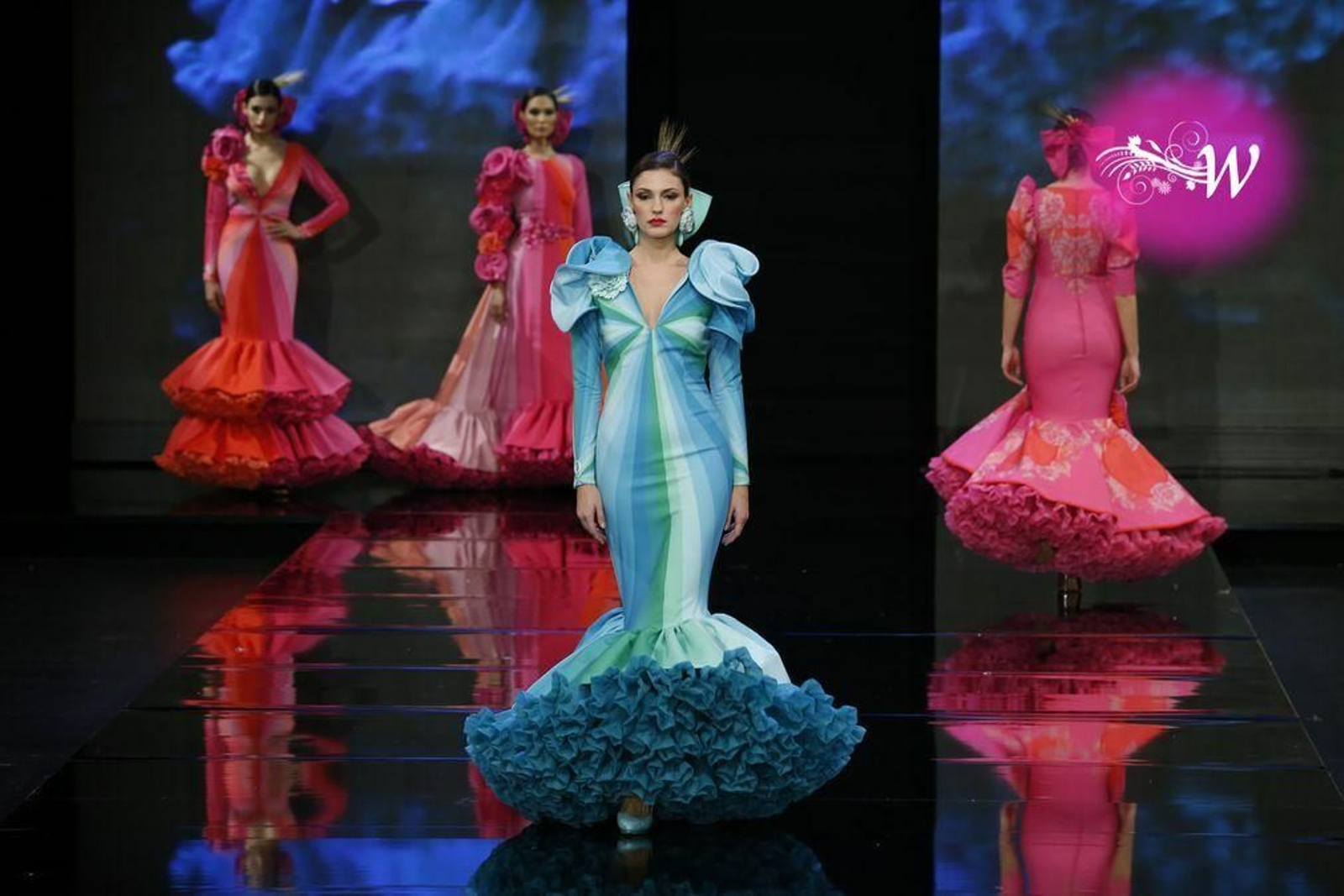 Así es la colección 2020 de flamenca de Ana Morón, todas las fotos del desfile en SIMOF