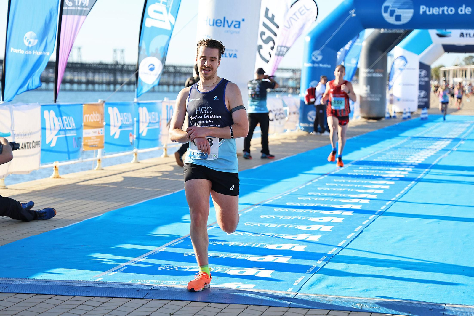 Imágenes de la 10K Huelva Avatel Telecom 'Puerta del Descubrimiento'