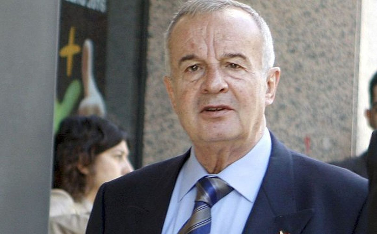 El Supremo ratifica la condena de tres años para el general Navarro por el Yak-42