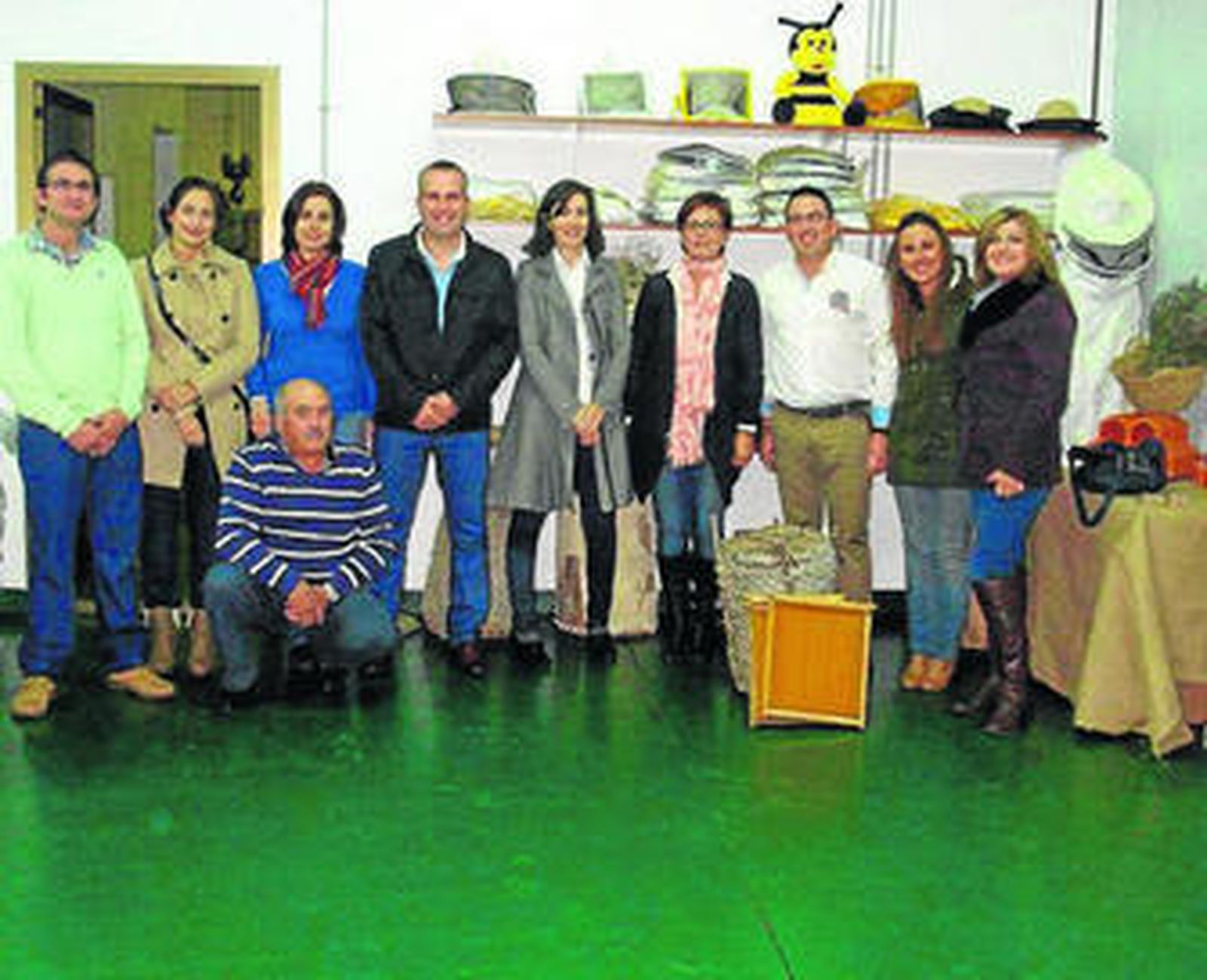 Adriana Valverde en la empresa Miel Sierra Filabres.