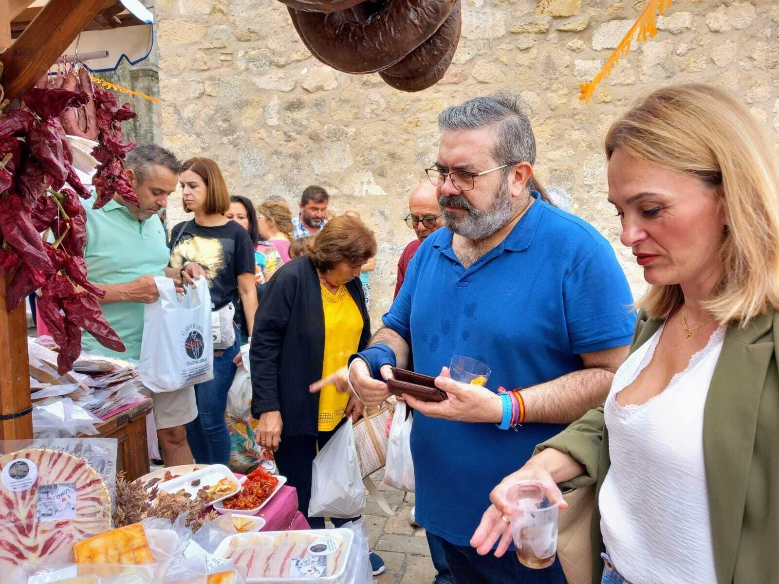 Las imágenes del Día de Lomo en manteca en Vejer: un sabroso plan en uno de los pueblos bonitos de Cádiz