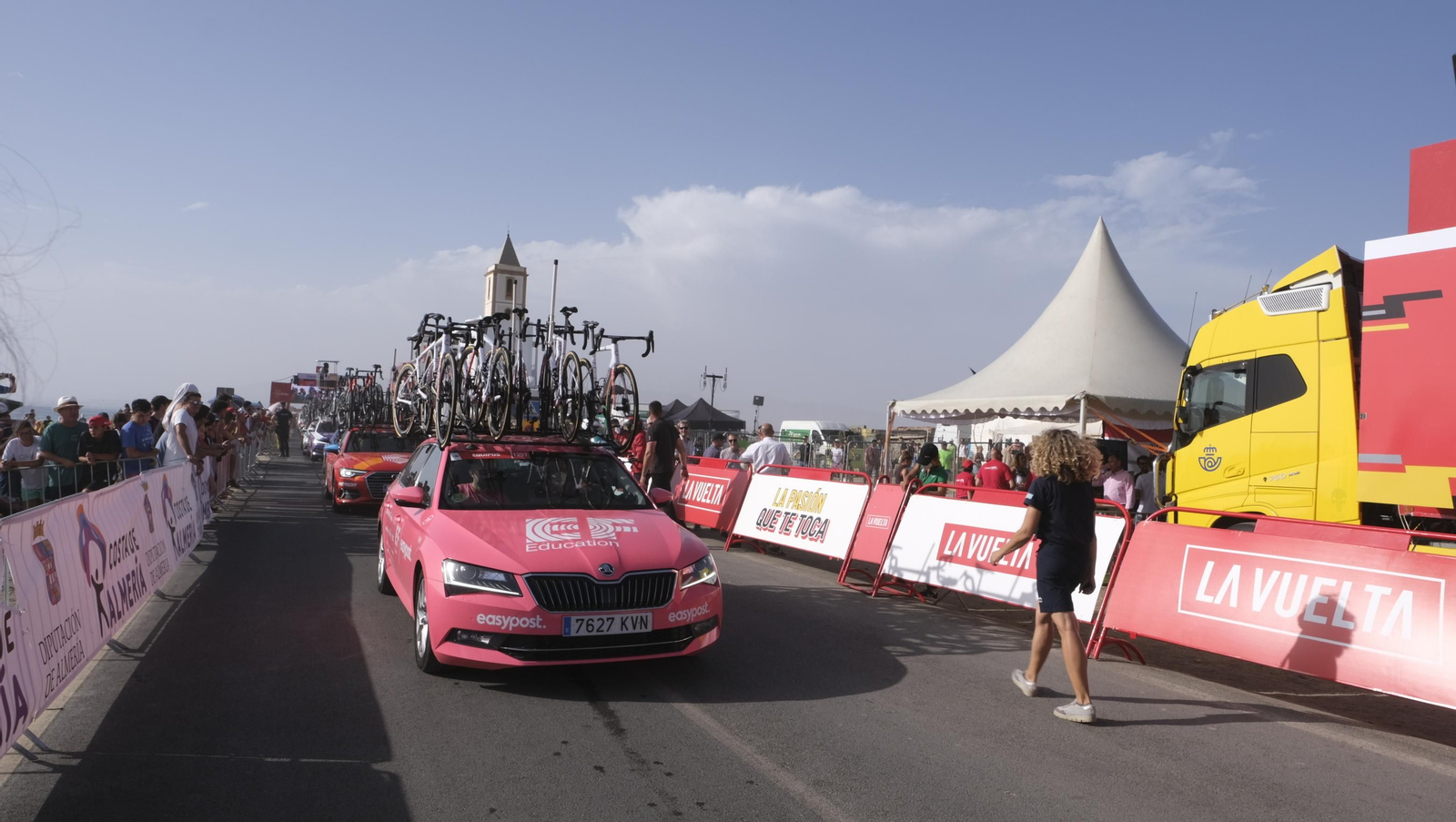 Imágenes de la etapa de la Vuelta a España con llegada en Cabo de Gata, Almería