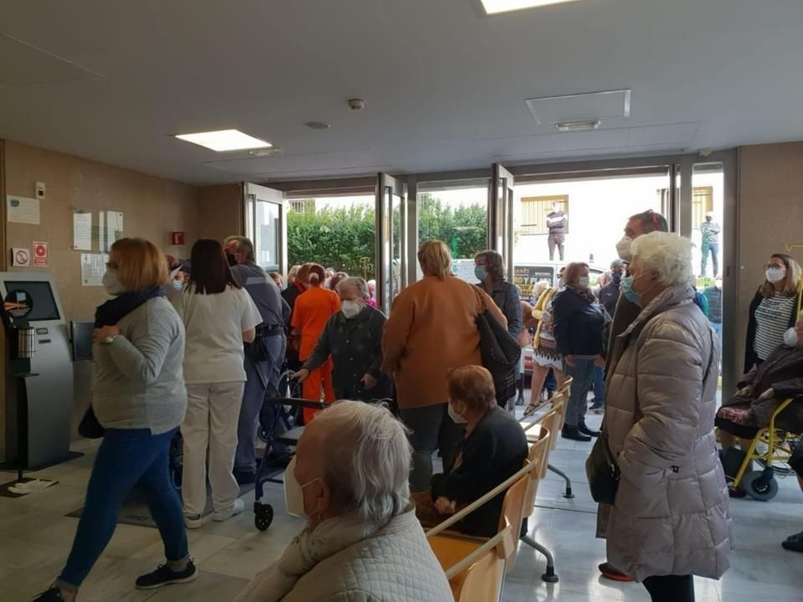 Las colas en Motril se crearon por un fallo informático