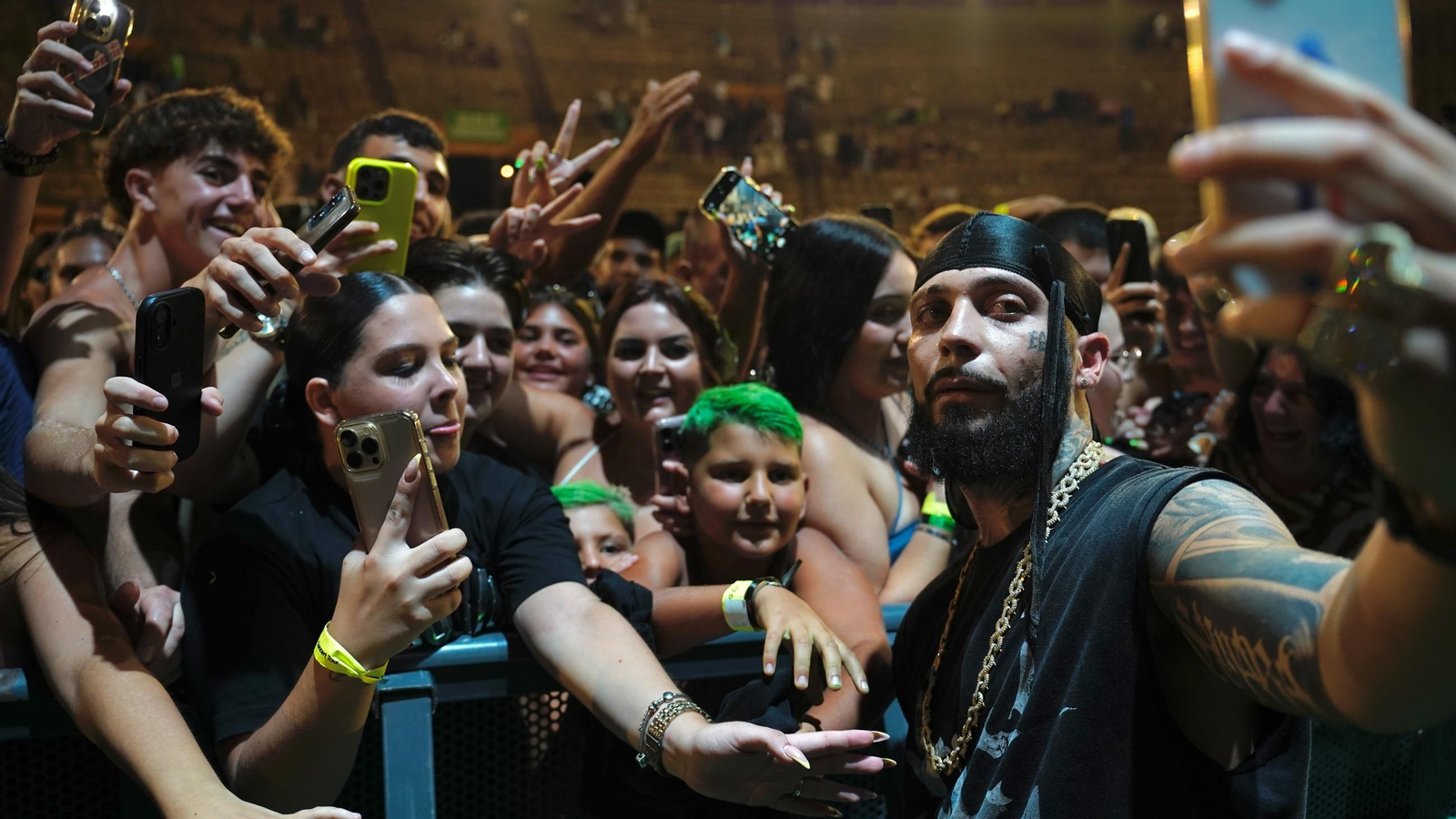 El concierto de JC Reyes en el Cabaret Festival de Algeciras, en imágenes