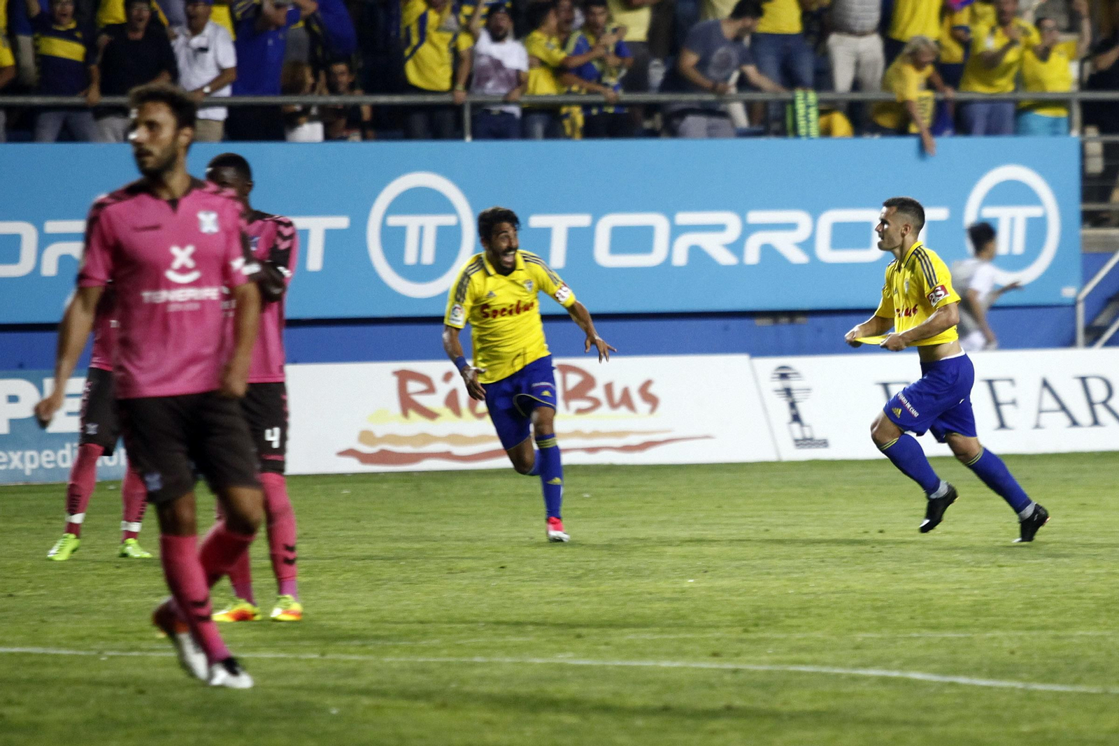 Las imágenes del Cádiz-Tenerife del playoff