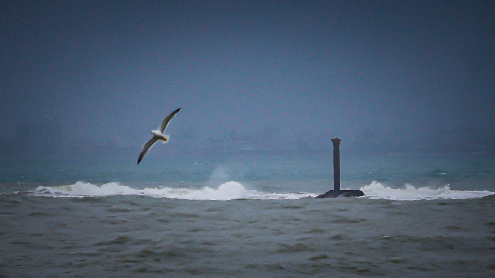 El faro de las Puercas, sin la Galeona.
