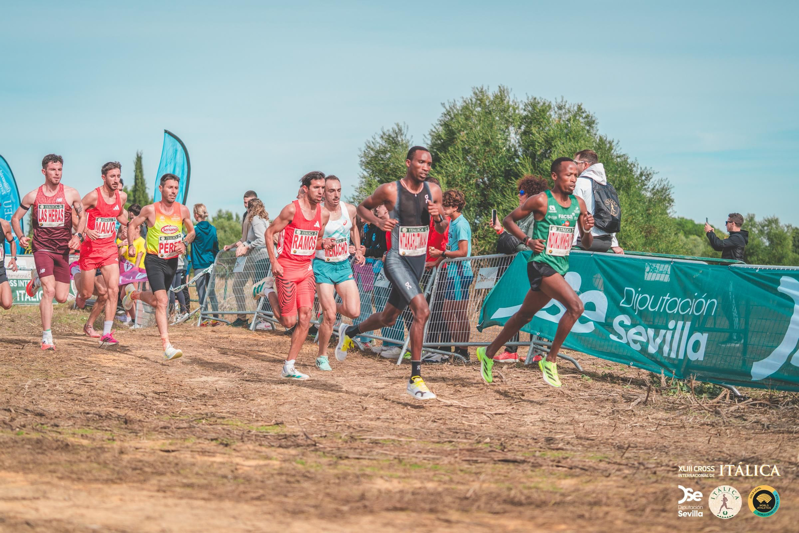 Búscate en las fotos del Cross de Itálica 2025 | 12