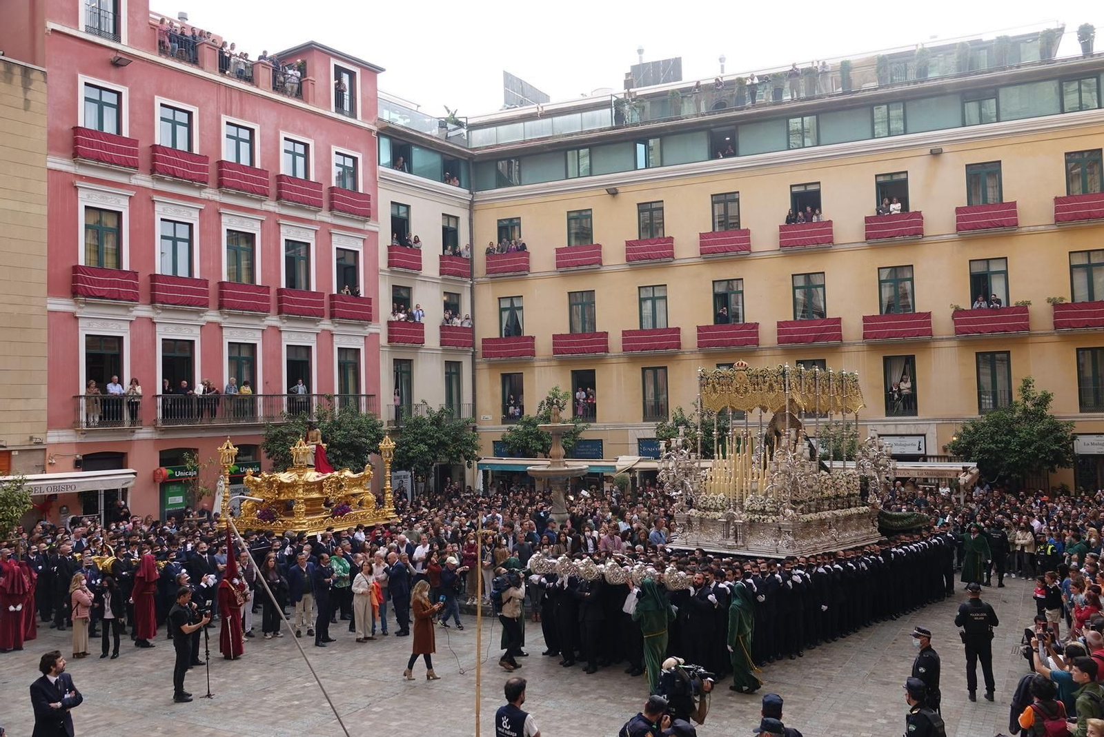 Las fotos de Estudiantes, en el Lunes Santo de Málaga