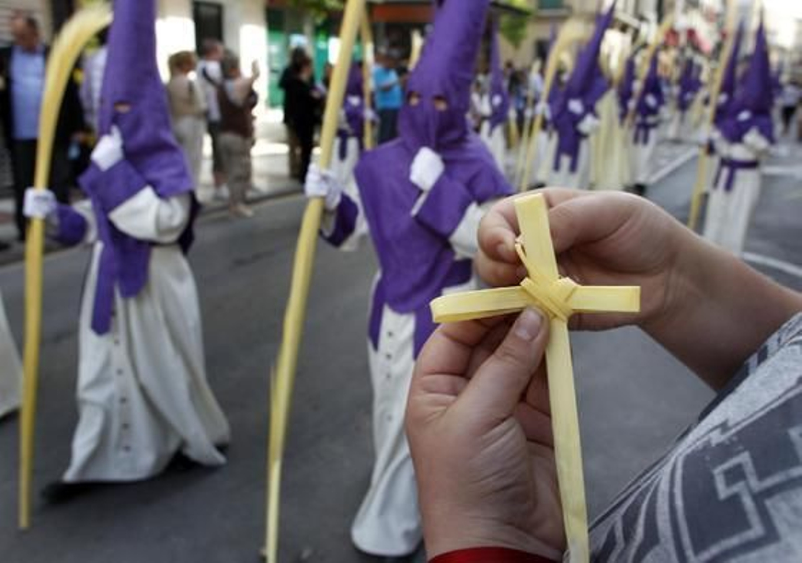 El buen tiempo acompaña a las procesiones en este primer día de Semana Santa

Foto: Sergio Camacho