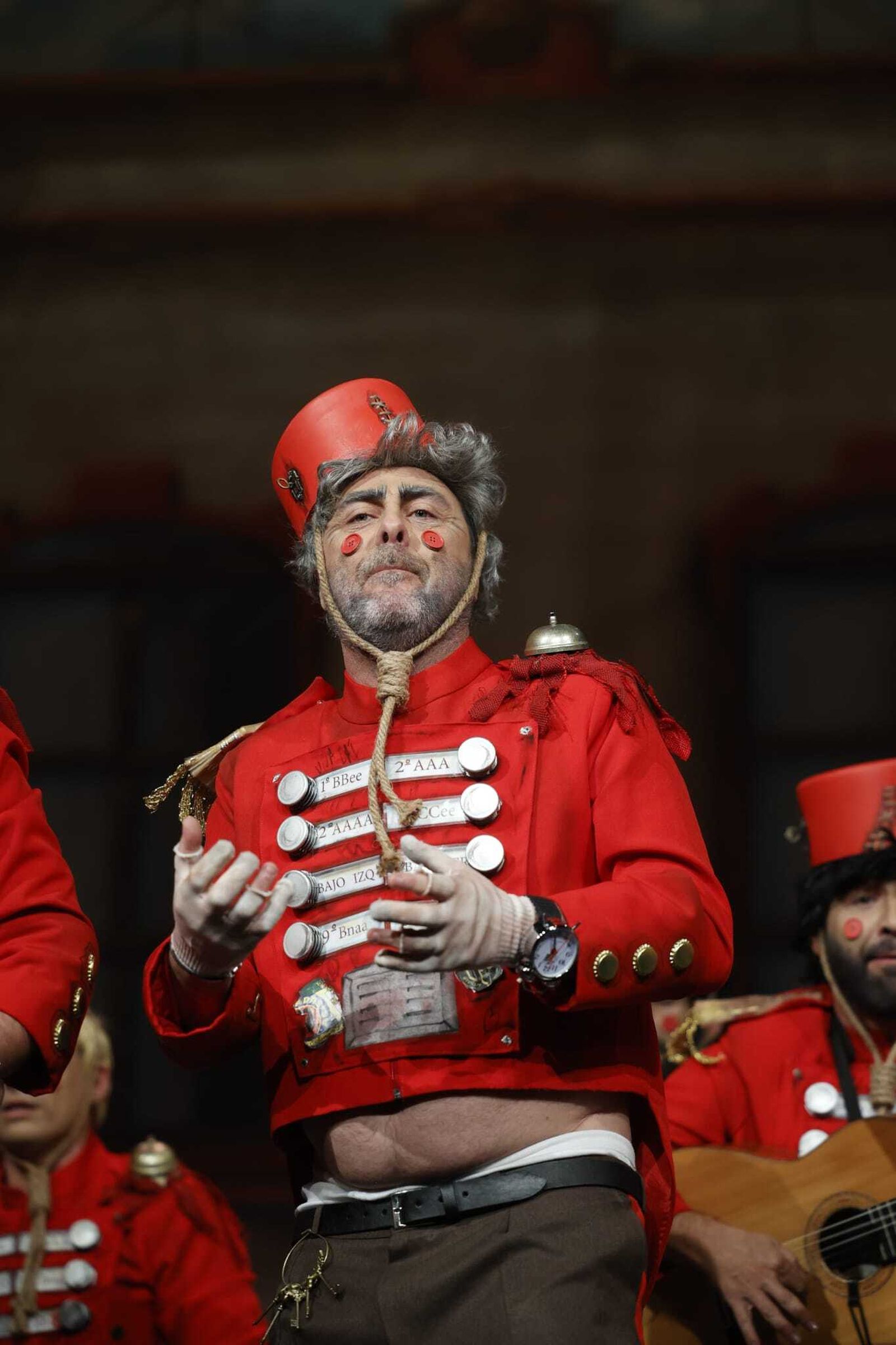 Chirigota 'Hotel resort y Cadi, aquí tiene usté su casa'.