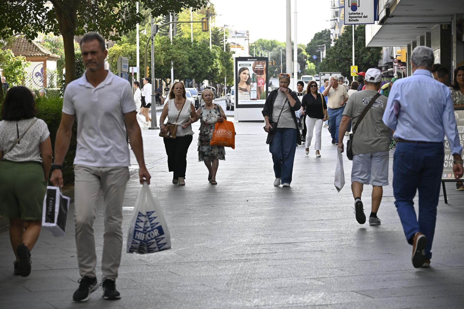 Imágenes de ambiente del viernes 4 de octubre en Huelva