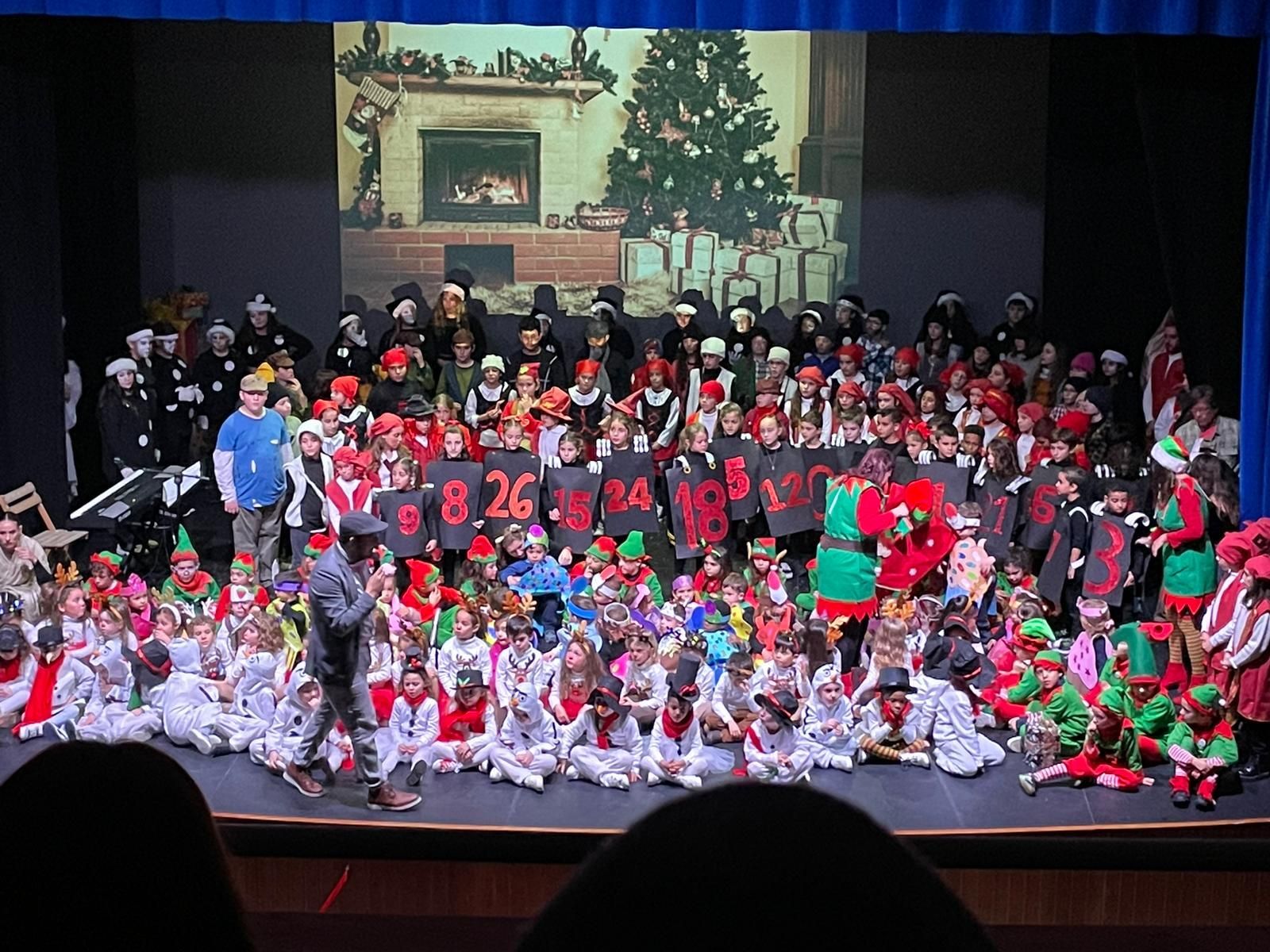 Comunidad educativa del CEIP Santiago.