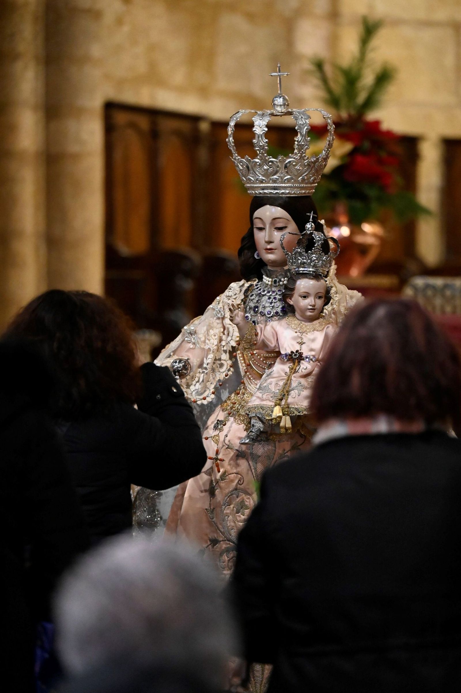 Martes y 13 en Córdoba y la visita a la Virgen de los Remedios en San Lorenzo