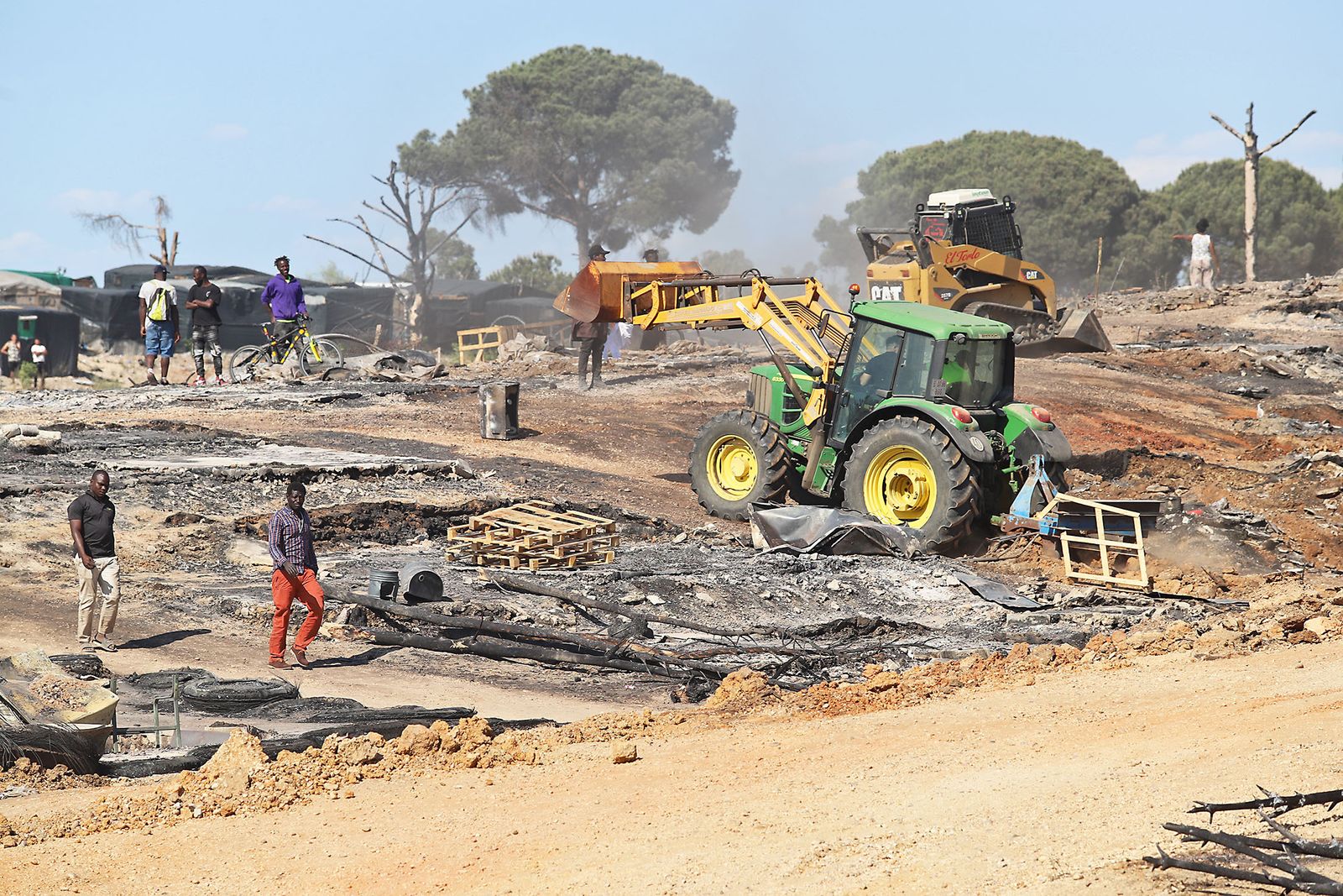 Así quedó el asentamiento de chabolas en Palos de la Frontera tras el incendio