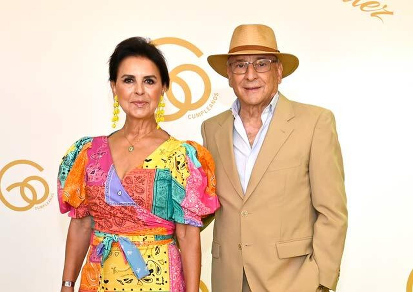 Políticos, actores, cantantes... muchos famosos entre los 3.500 invitados al cumpleaños de El Turronero